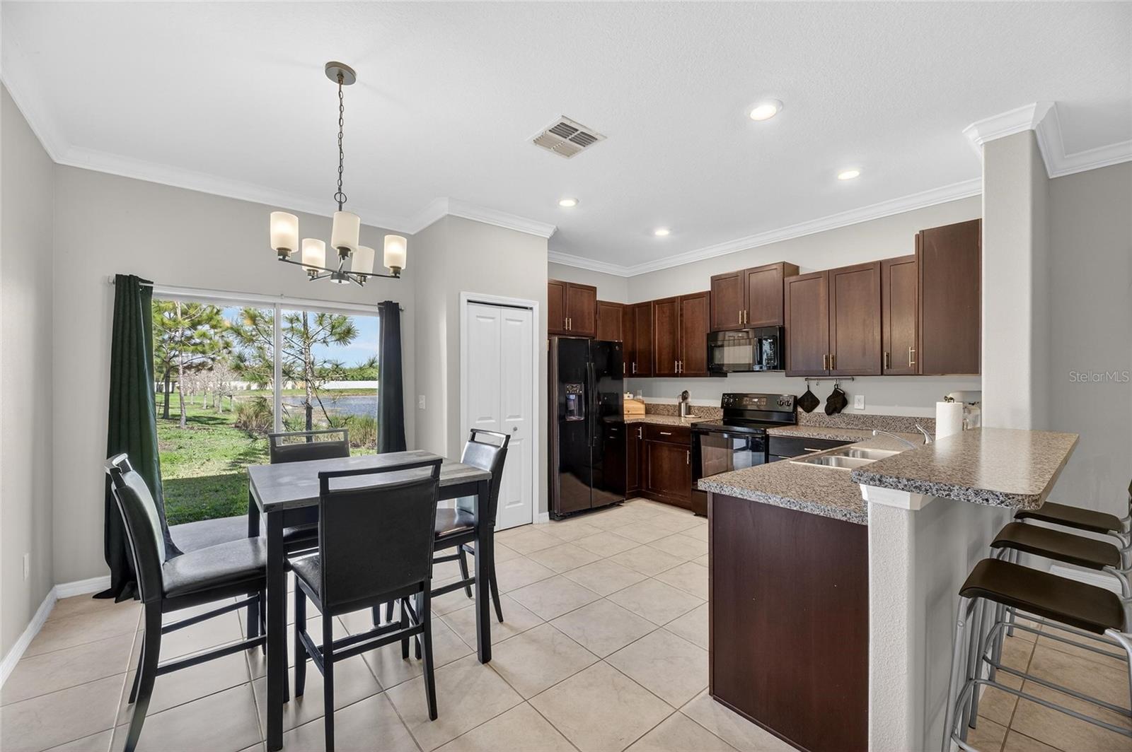 Image 16 of 54 For 11822 Dumaine Valley Road