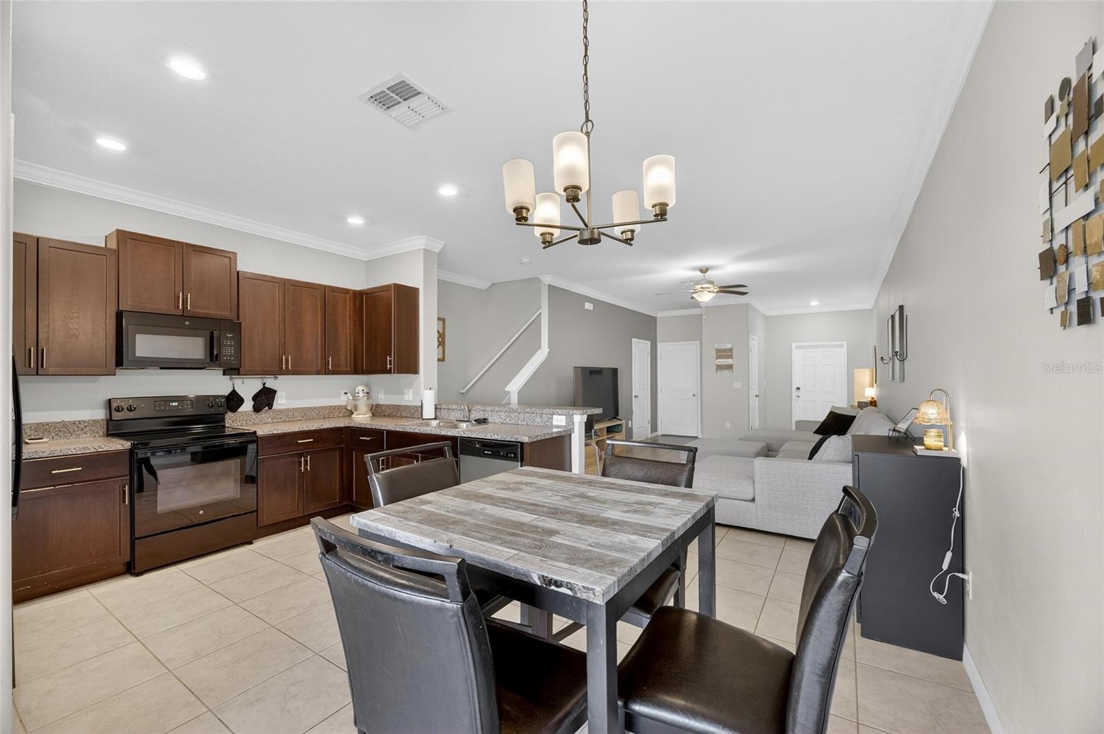 Image 20 of 54 For 11822 Dumaine Valley Road