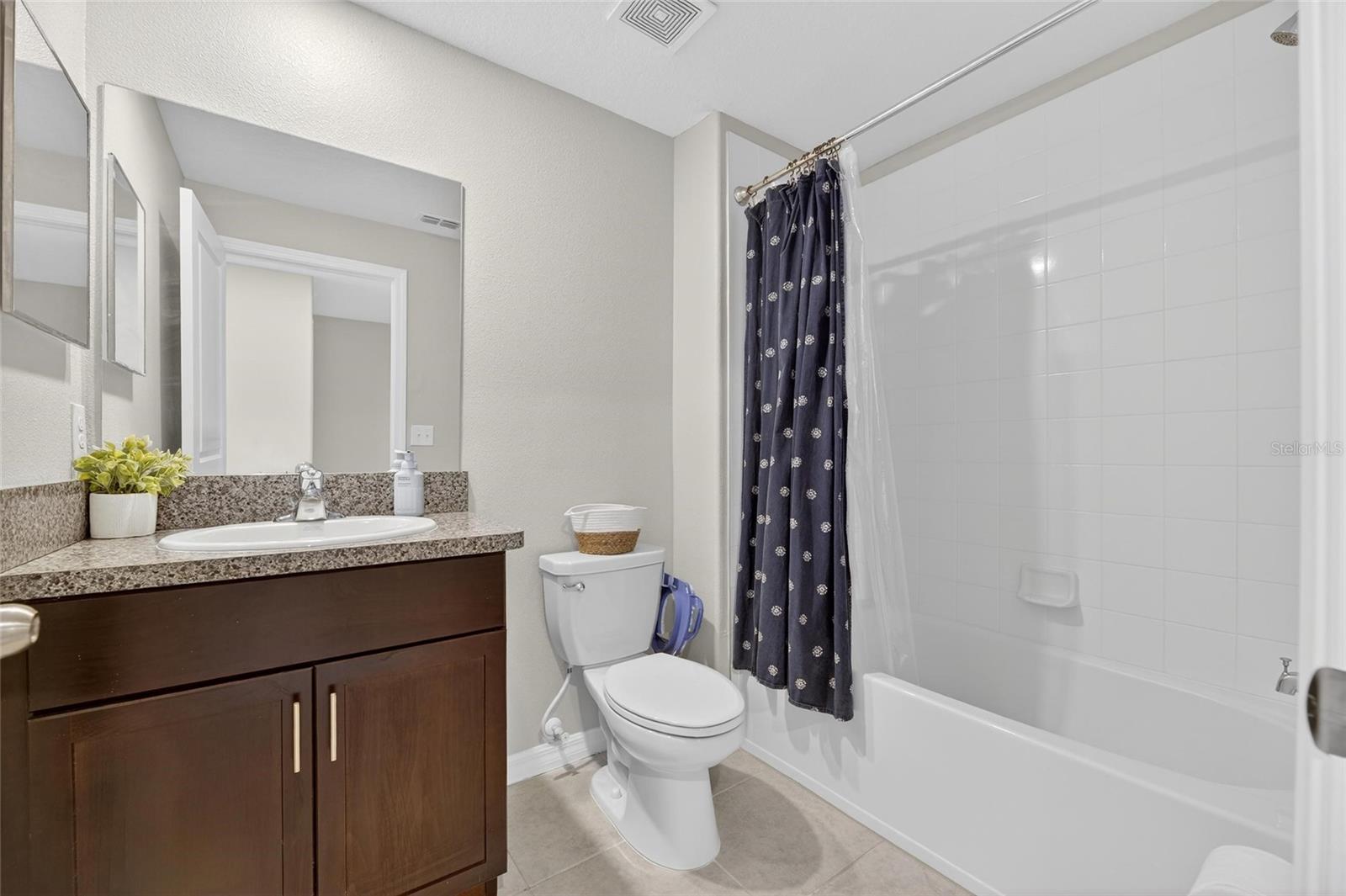 Image 33 of 54 For 11822 Dumaine Valley Road