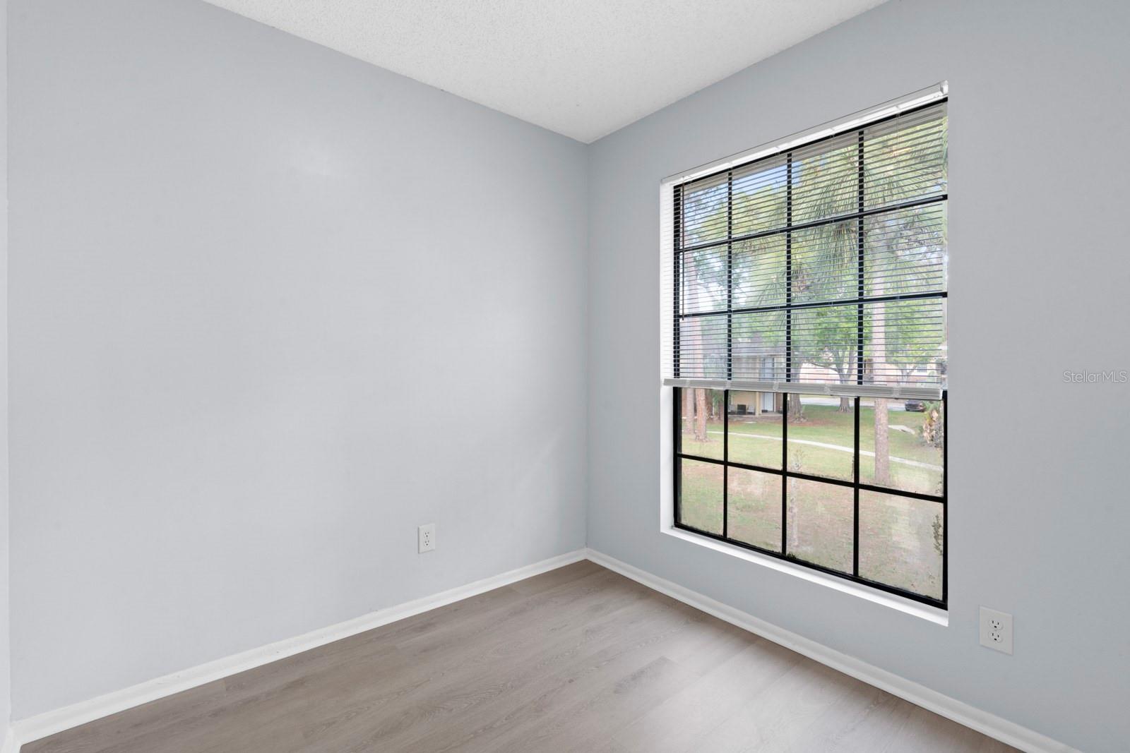 Image 11 of 39 For 8609 Mallard Reserve Drive 203