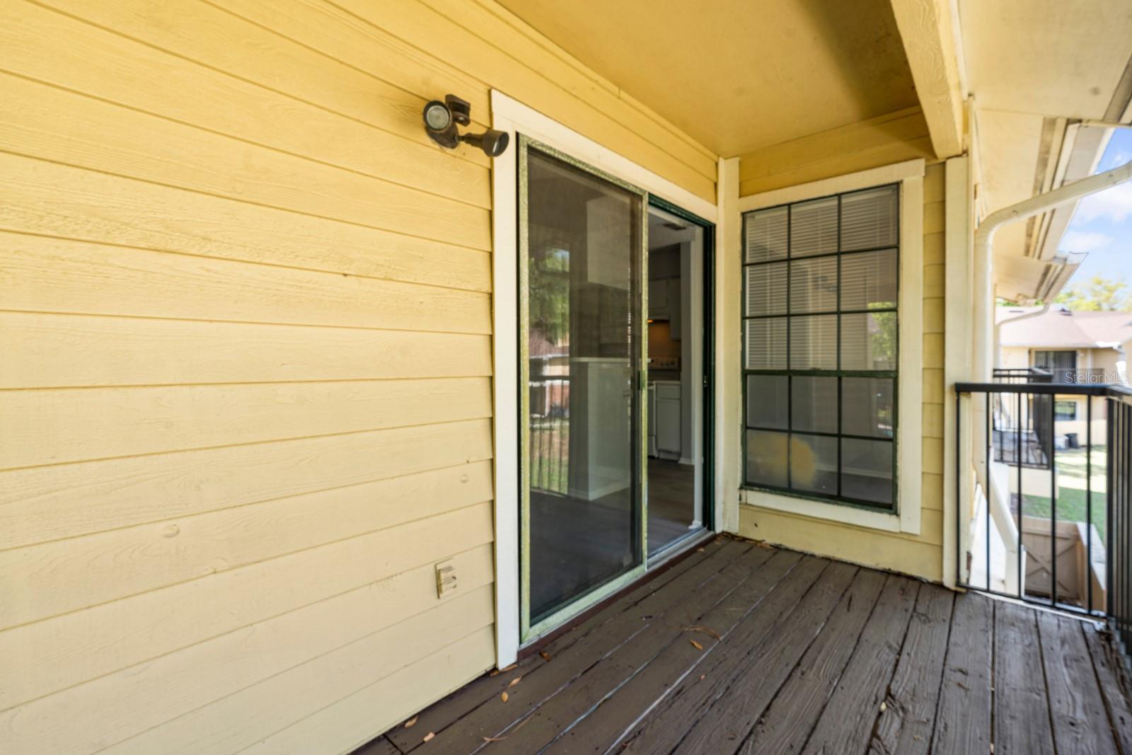 Image 22 of 39 For 8609 Mallard Reserve Drive 203