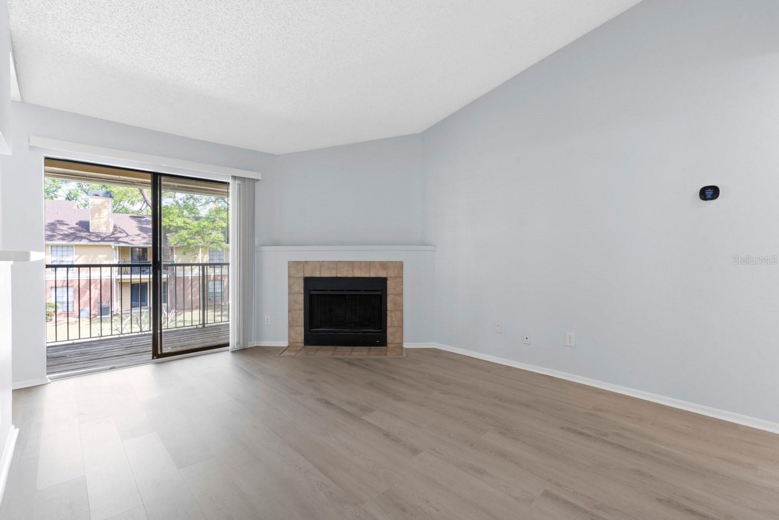 Image 7 of 39 For 8609 Mallard Reserve Drive 203