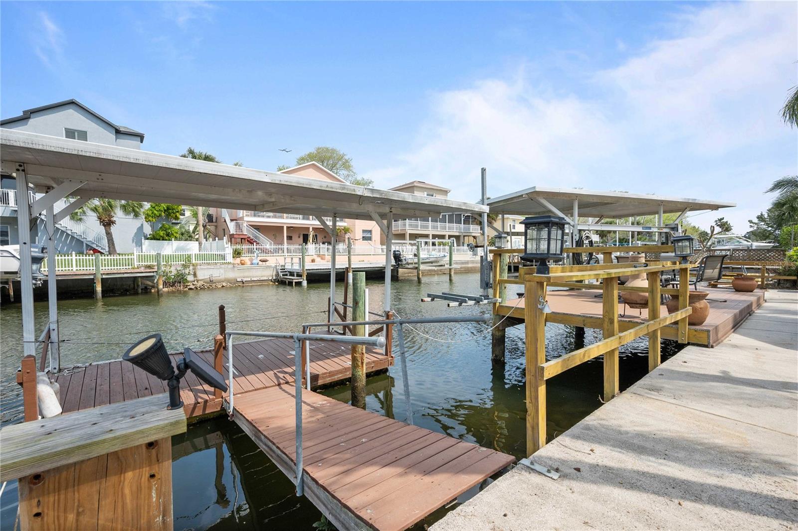 Image 34 of 43 For 7533 Hatteras Drive