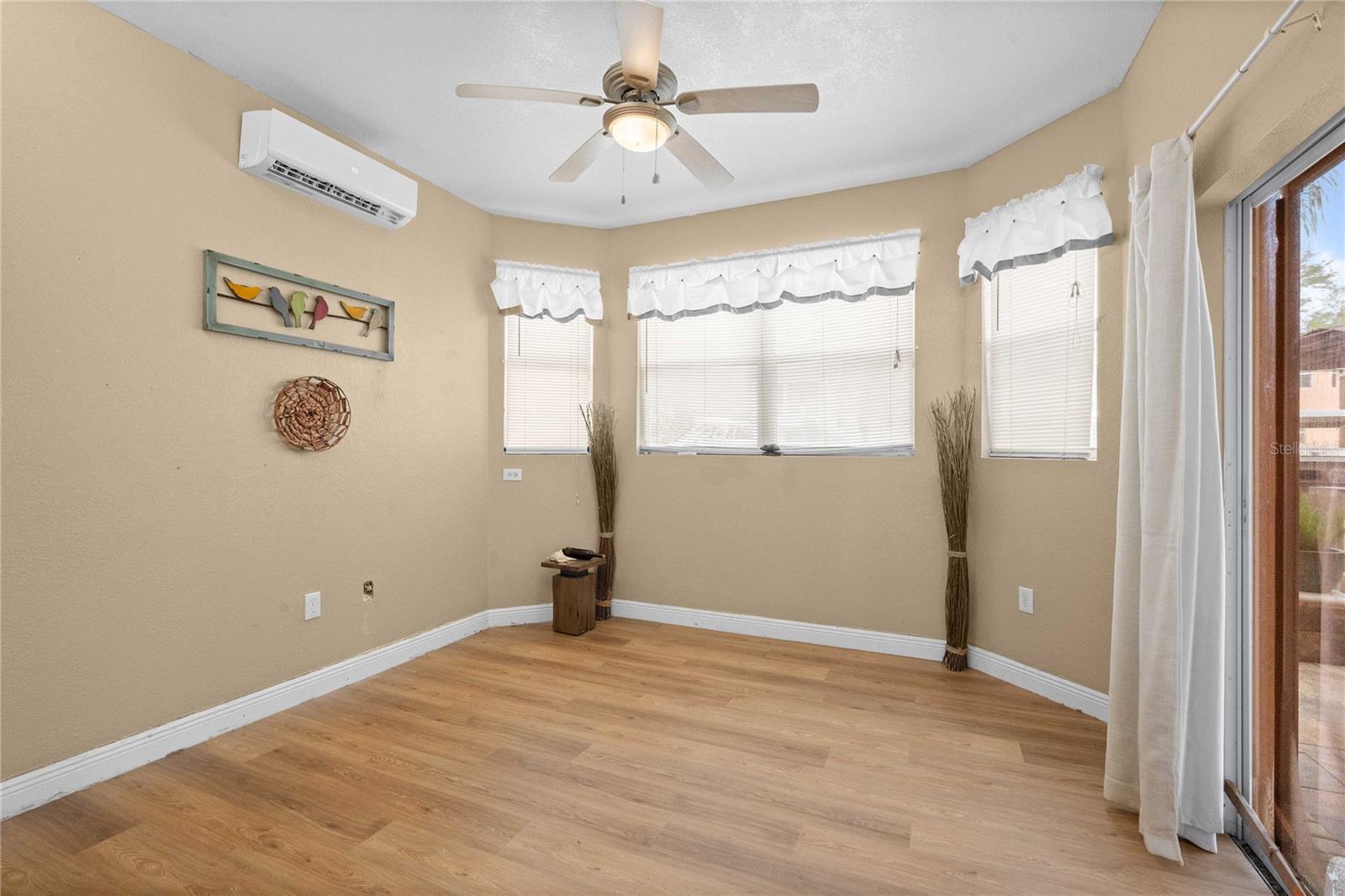 Image 42 of 43 For 7533 Hatteras Drive