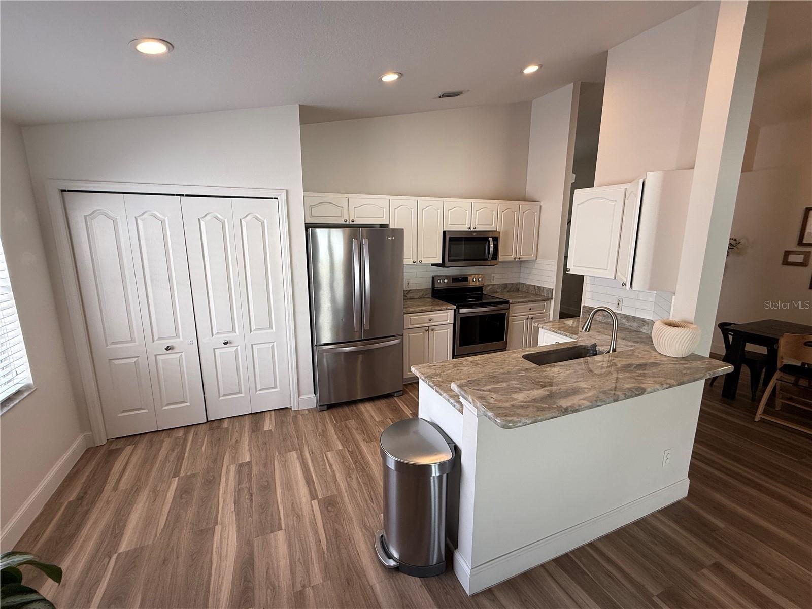 Image 2 of 21 For 856 Rocky Mountain Court