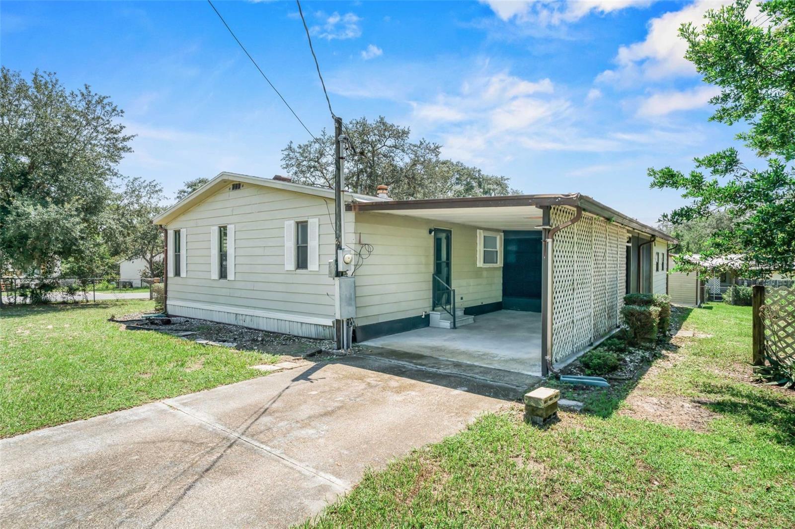 Image 32 of 53 For 270 Honey Bear Way