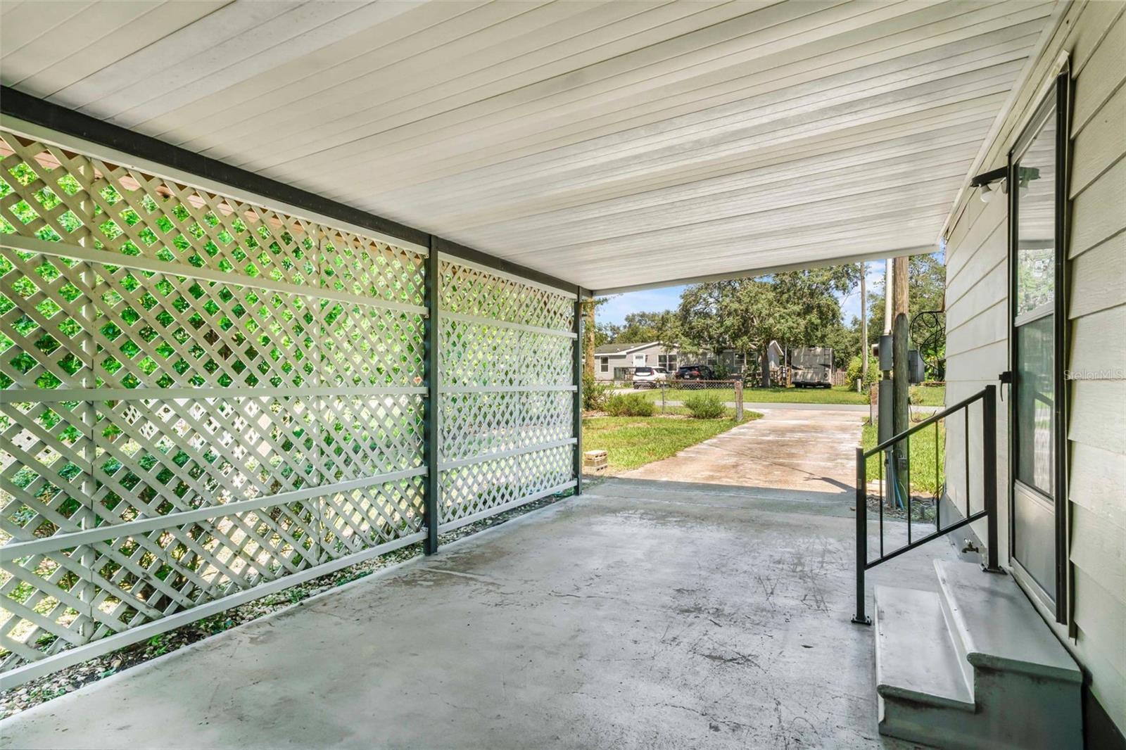 Image 36 of 53 For 270 Honey Bear Way