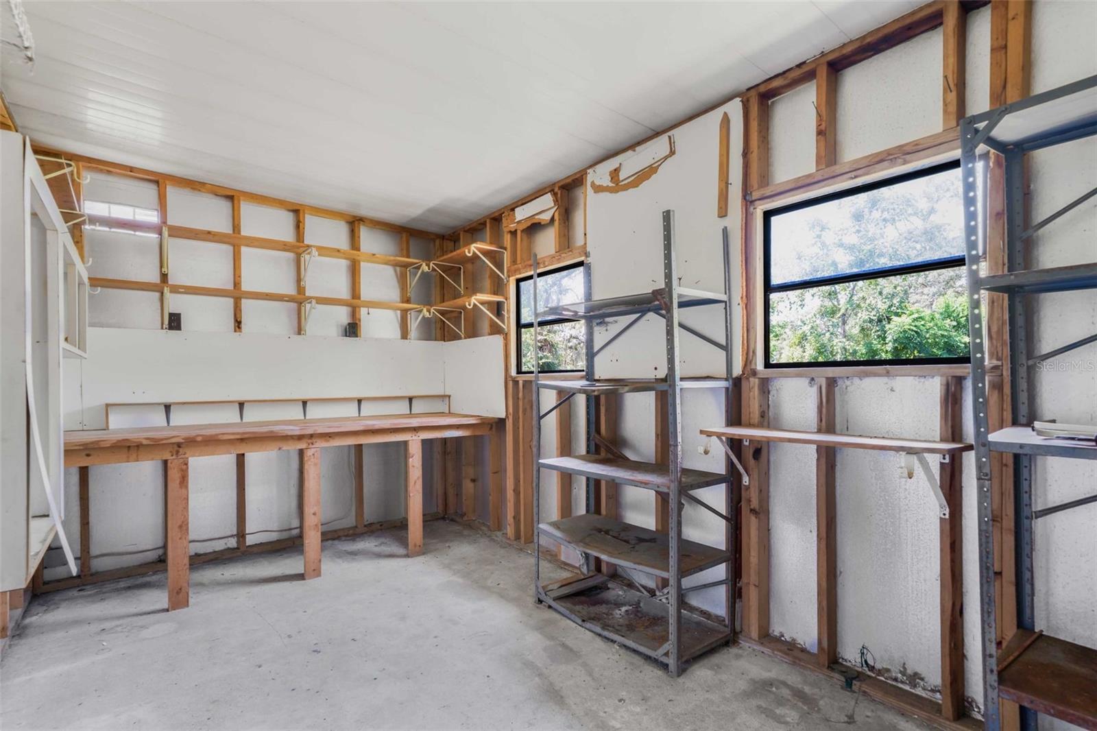 Image 38 of 53 For 270 Honey Bear Way