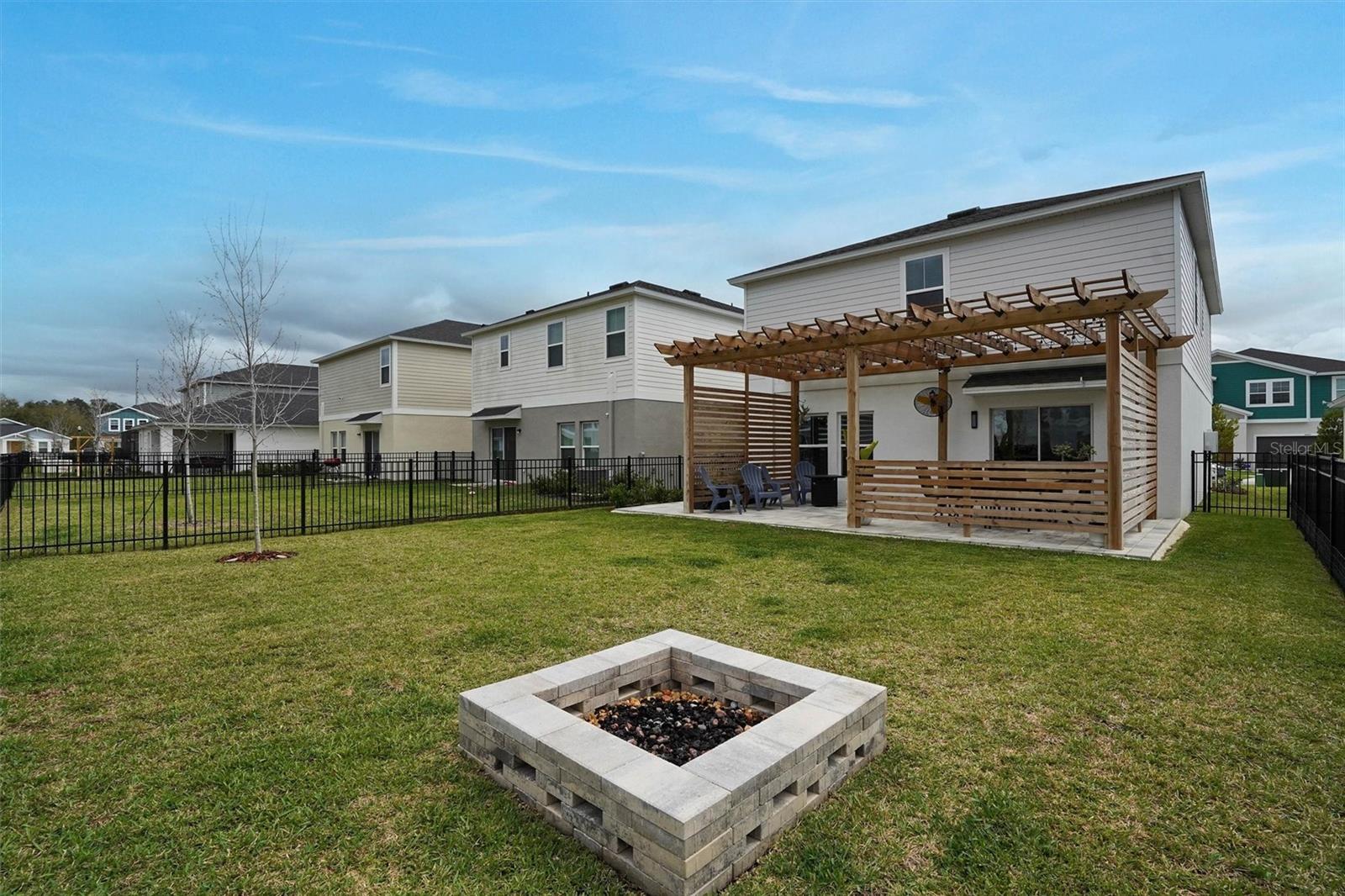 Image 36 of 37 For 14468 Meadow Bird Avenue