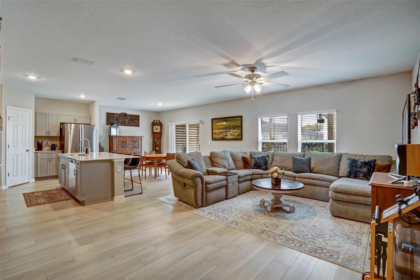 Image 7 of 37 For 14468 Meadow Bird Avenue