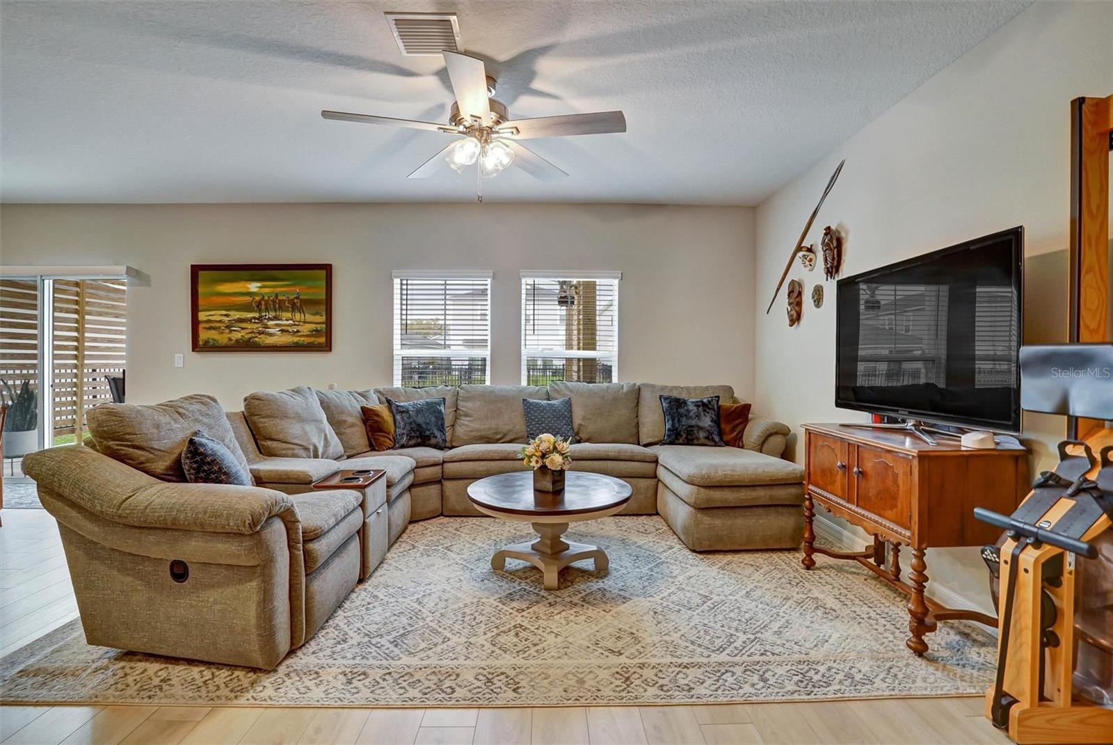 Image 8 of 37 For 14468 Meadow Bird Avenue