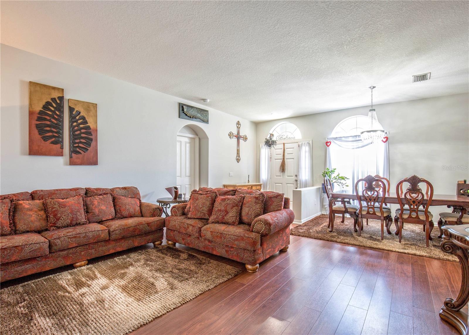 Image 11 of 32 For 1422 Tawnyberry Court