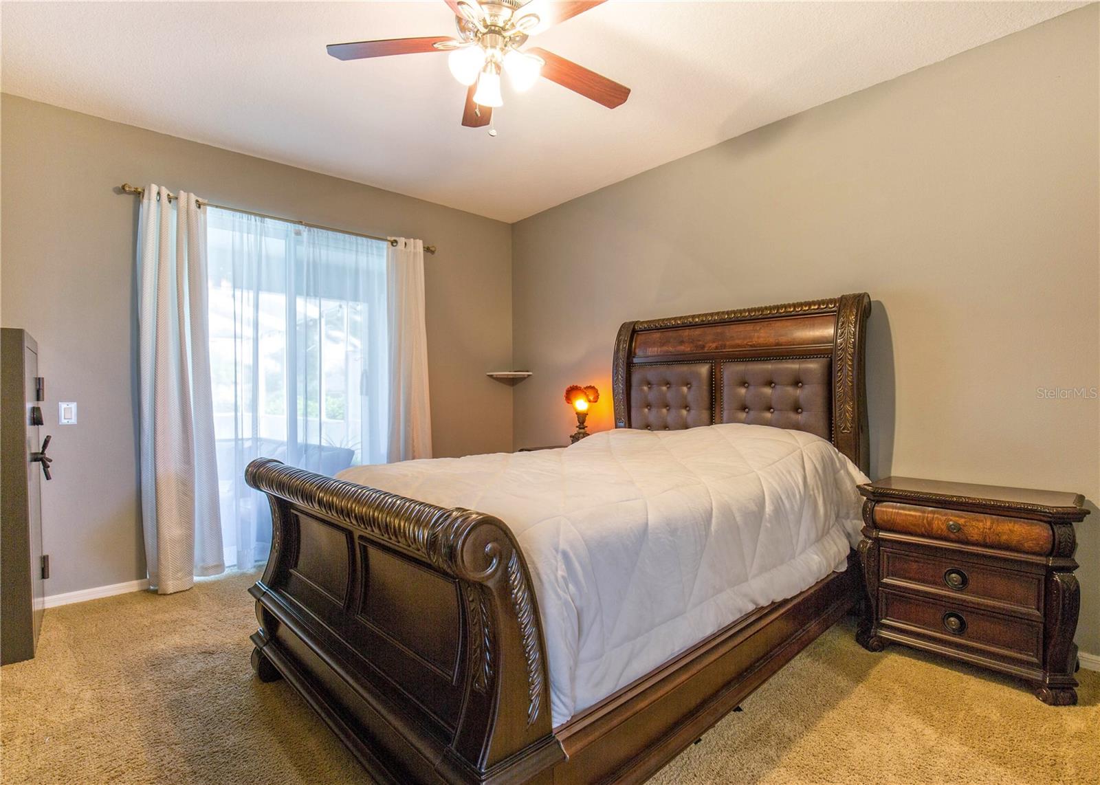 Image 16 of 32 For 1422 Tawnyberry Court