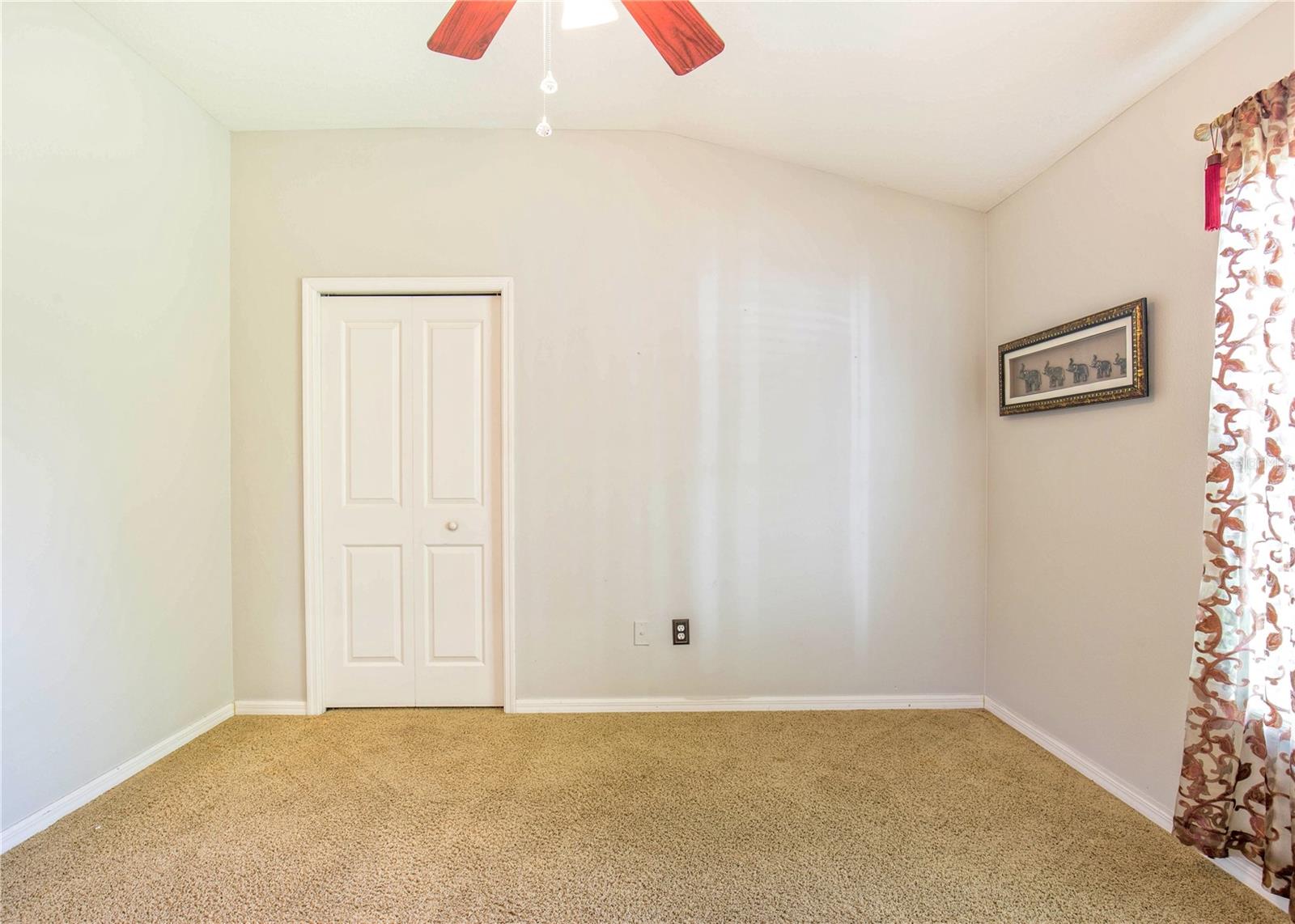 Image 22 of 32 For 1422 Tawnyberry Court