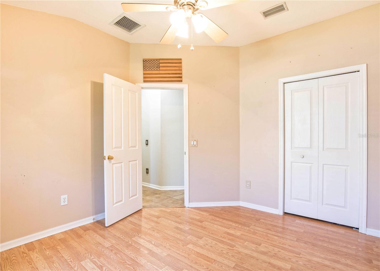 Image 26 of 32 For 1422 Tawnyberry Court