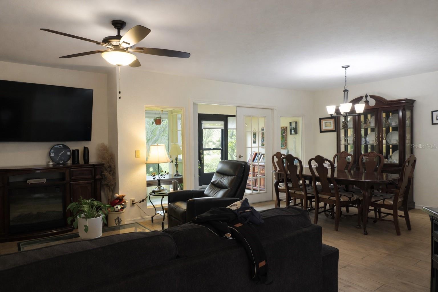 Image 6 of 40 For 1728 Envoy Drive