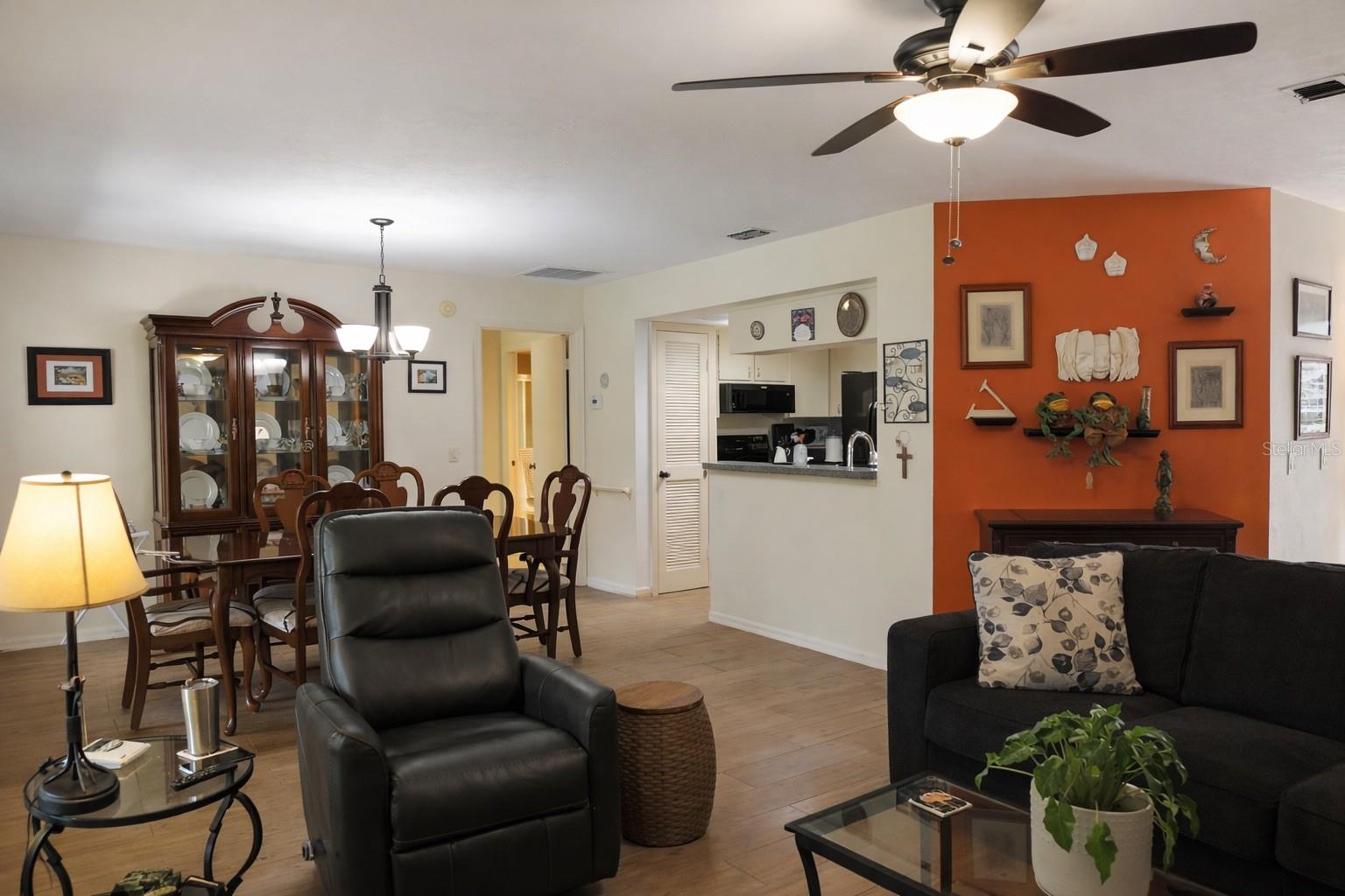 Image 7 of 40 For 1728 Envoy Drive