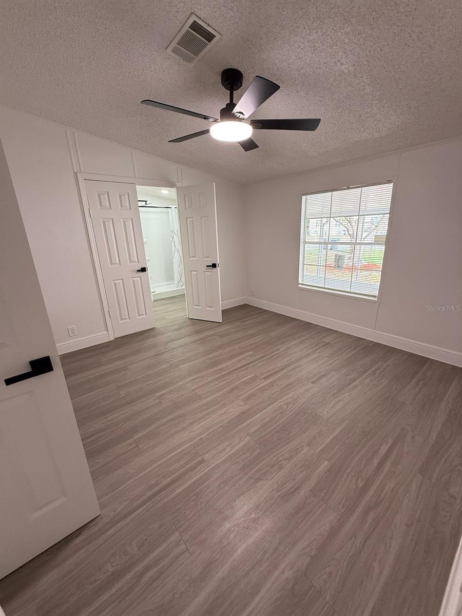 Listing photo id 20 for 4394 Ramblewood N