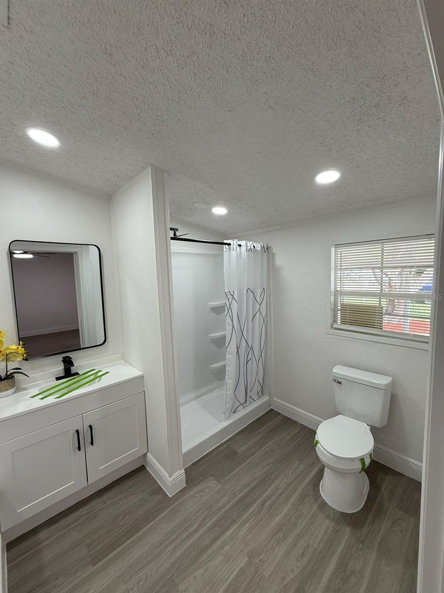 Listing photo id 23 for 4394 Ramblewood N