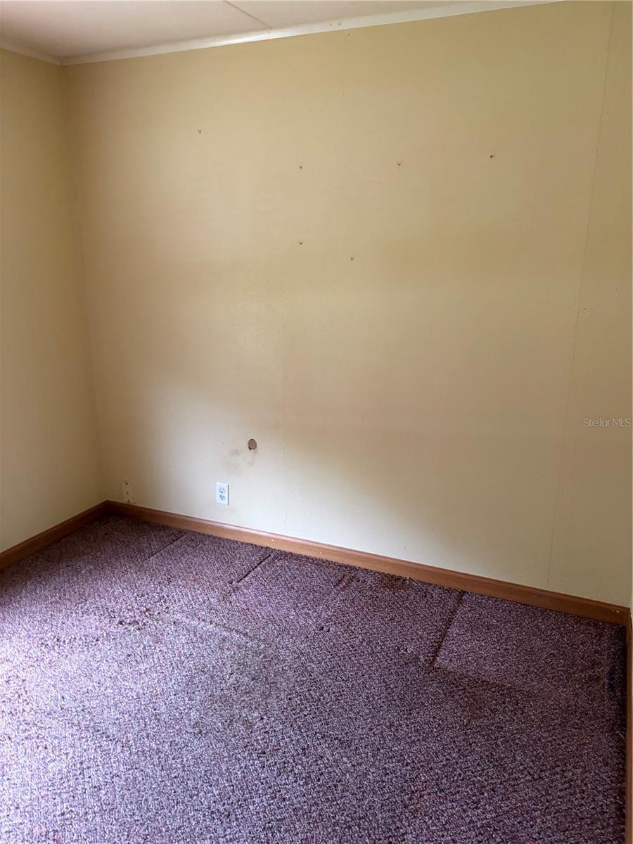 Image 25 of 38 For 5215 184 Th Terrace