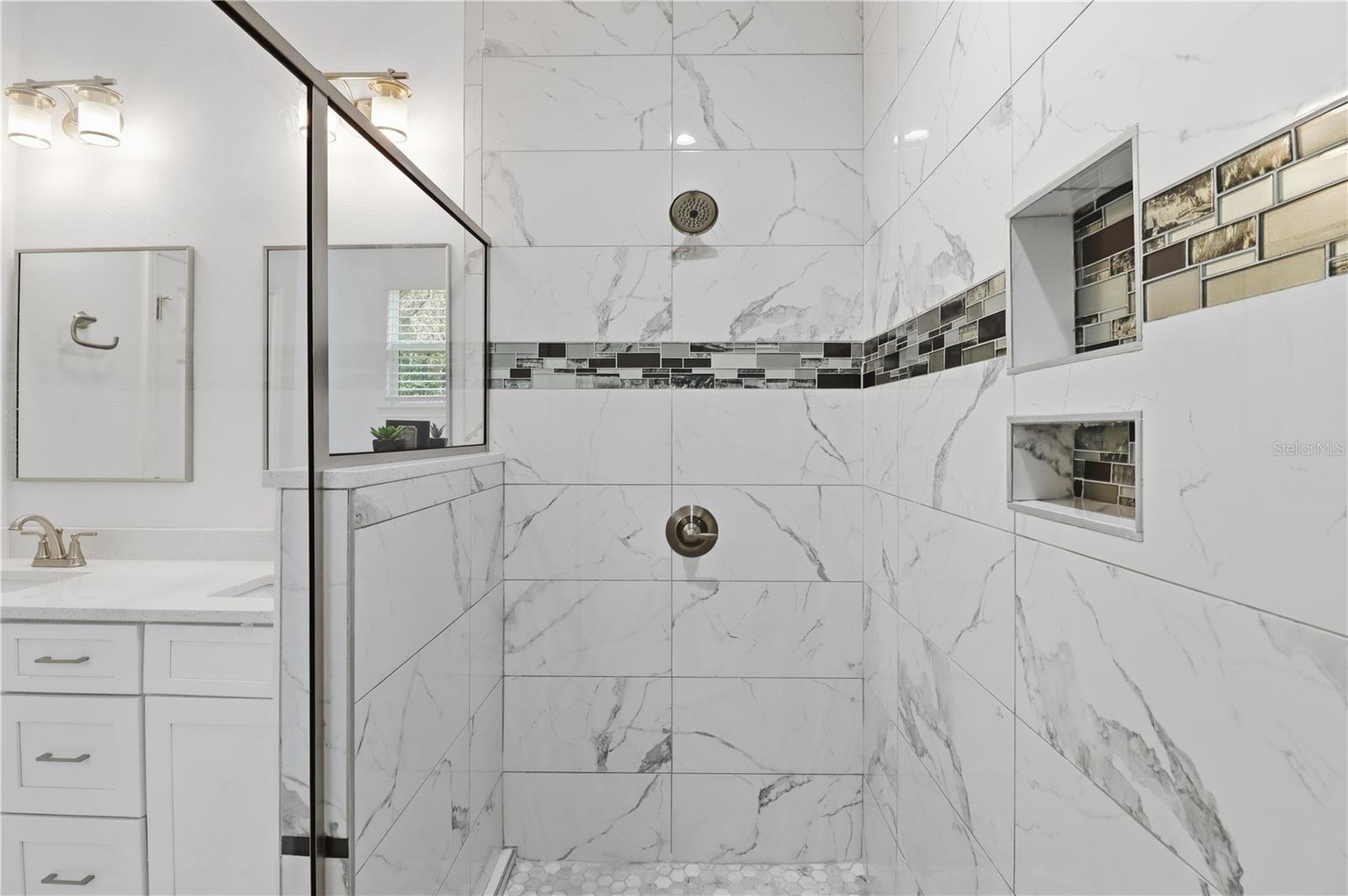 Image 19 of 45 For 822 Poplar Street