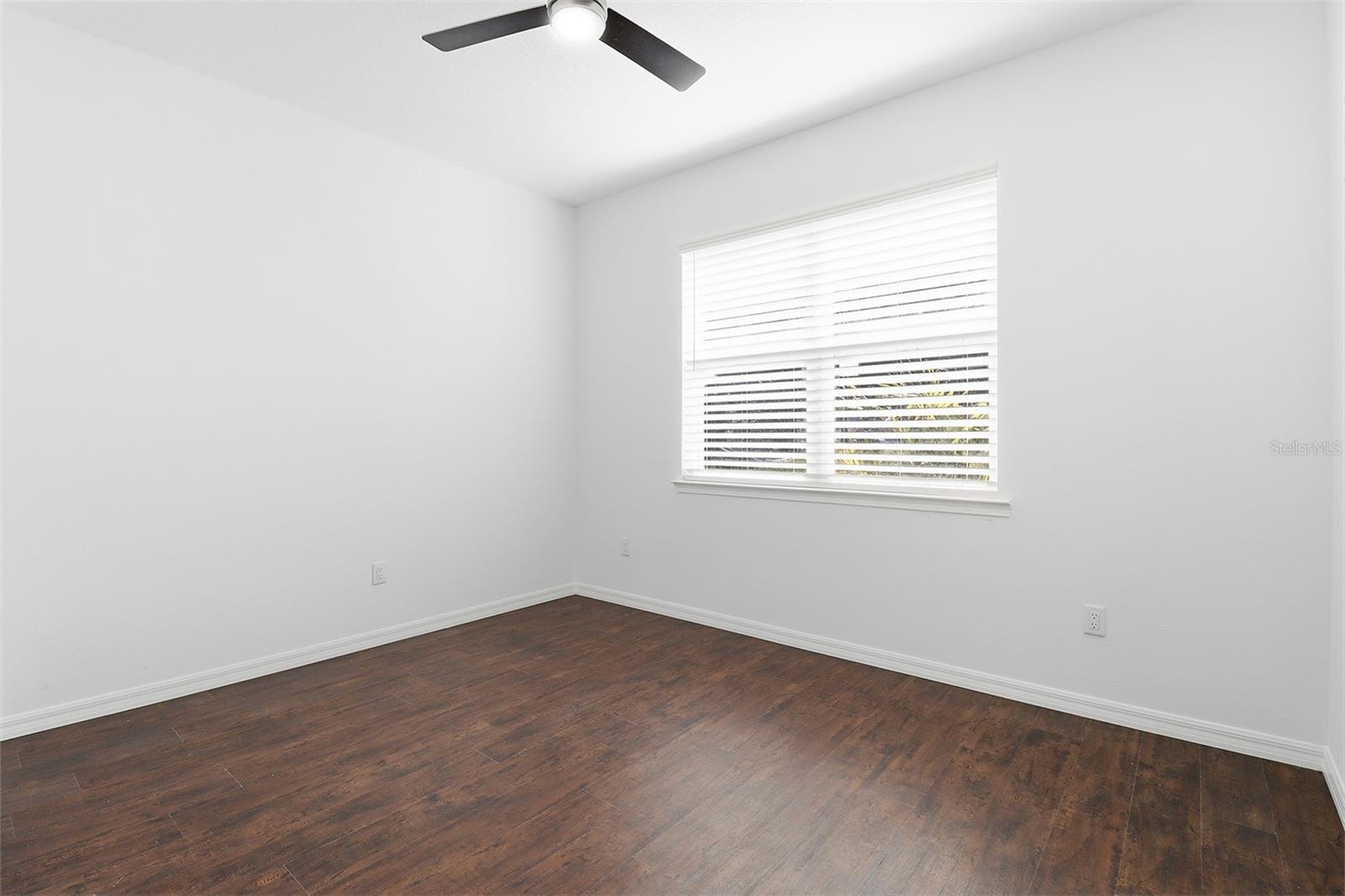 Image 28 of 45 For 822 Poplar Street