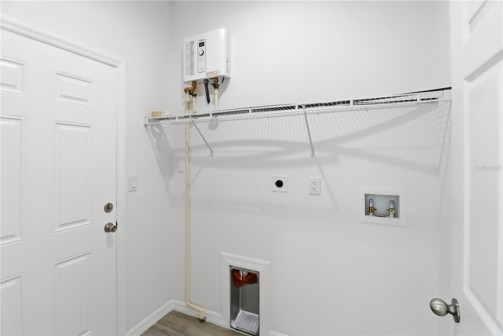 Image 29 of 45 For 822 Poplar Street