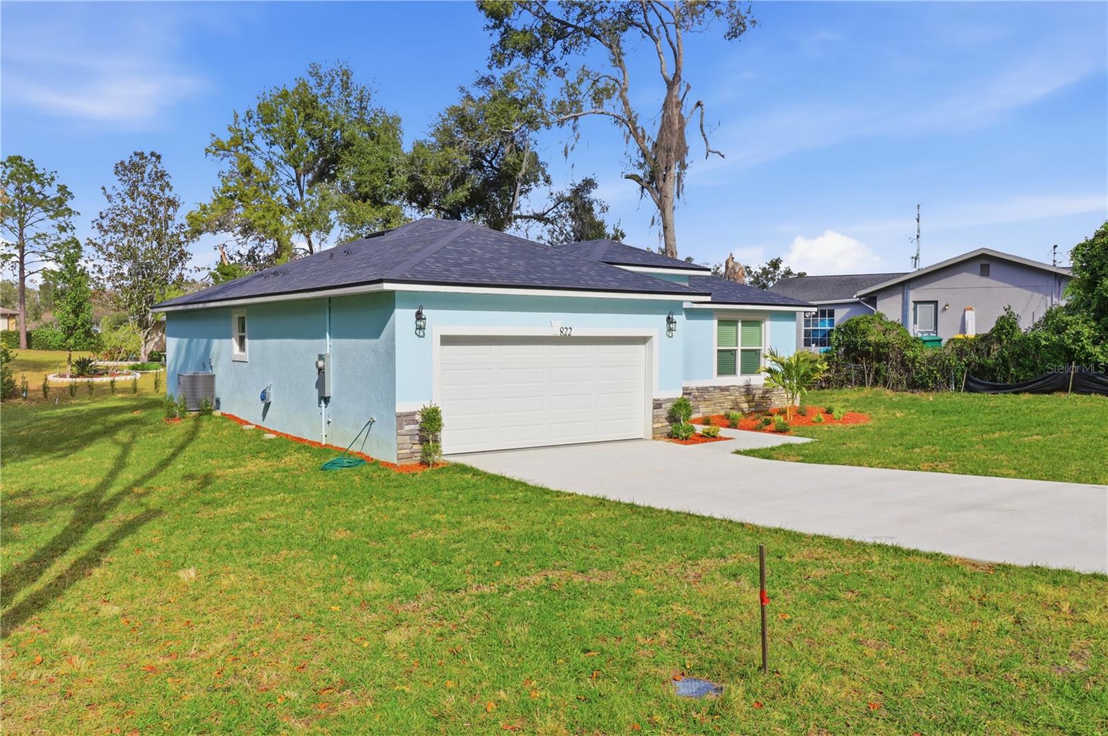 Image 33 of 45 For 822 Poplar Street