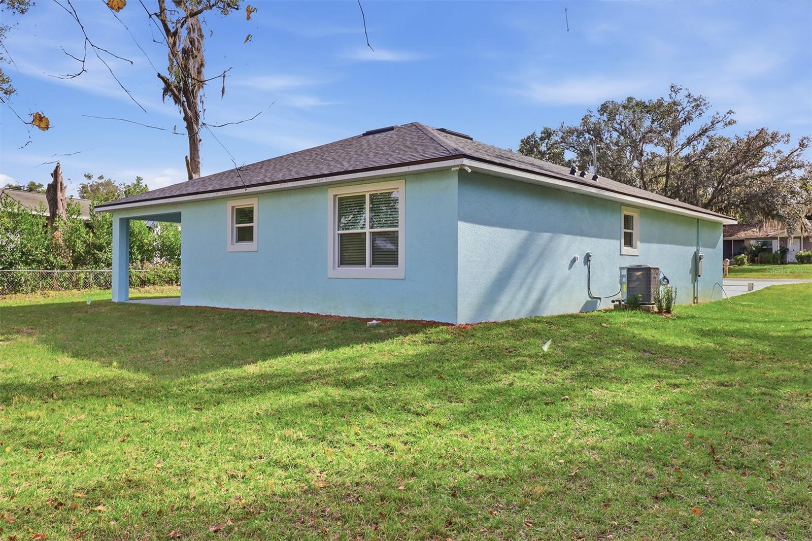 Image 36 of 45 For 822 Poplar Street