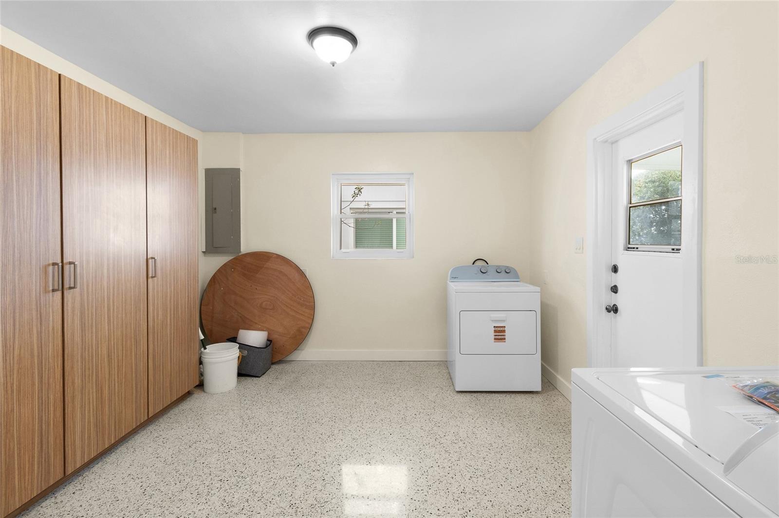 Image 17 of 45 For 3783 Floramar Terrace