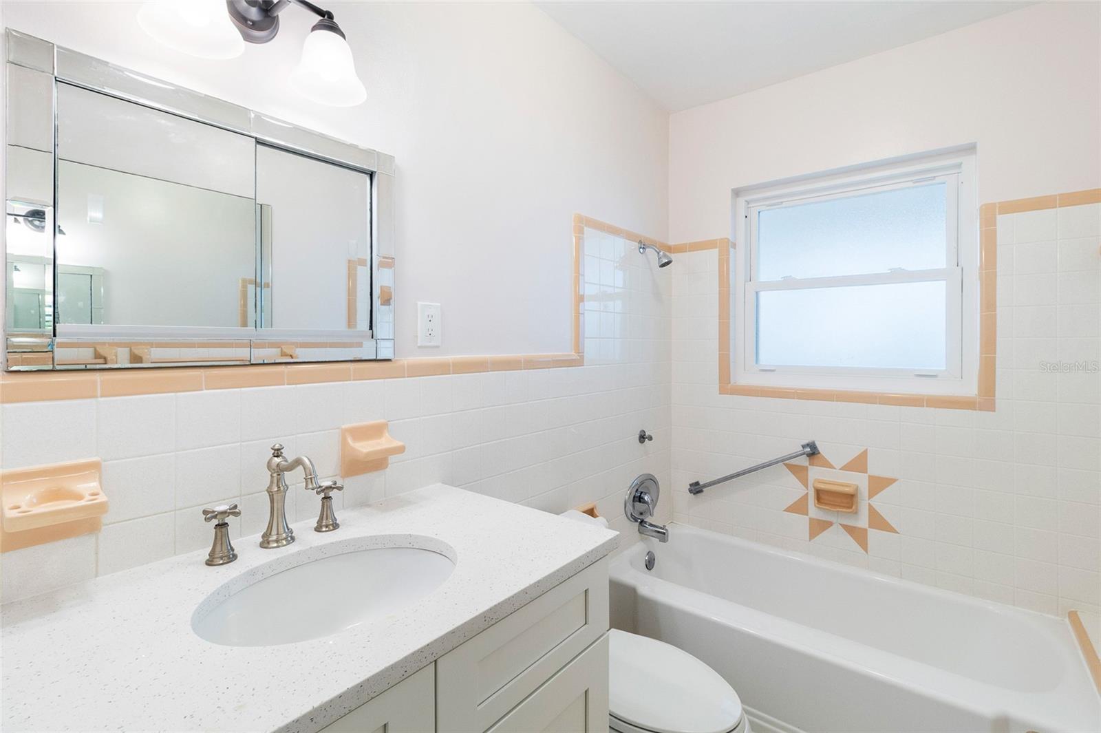 Image 21 of 45 For 3783 Floramar Terrace