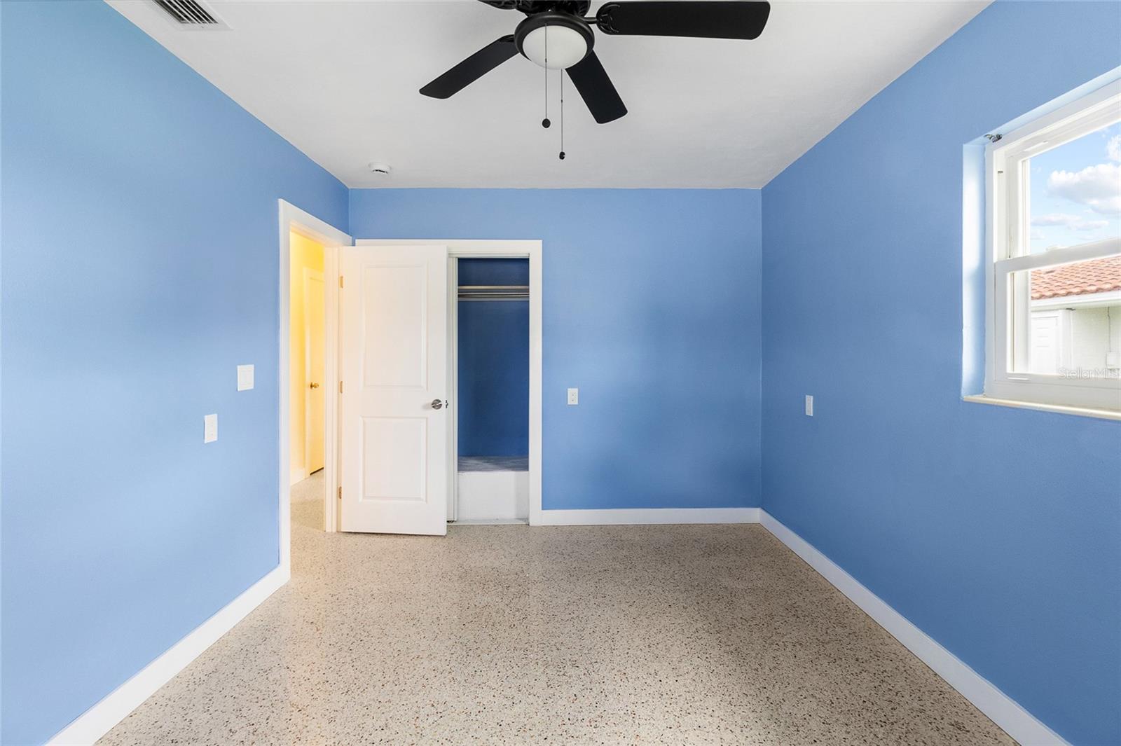 Image 28 of 45 For 3783 Floramar Terrace