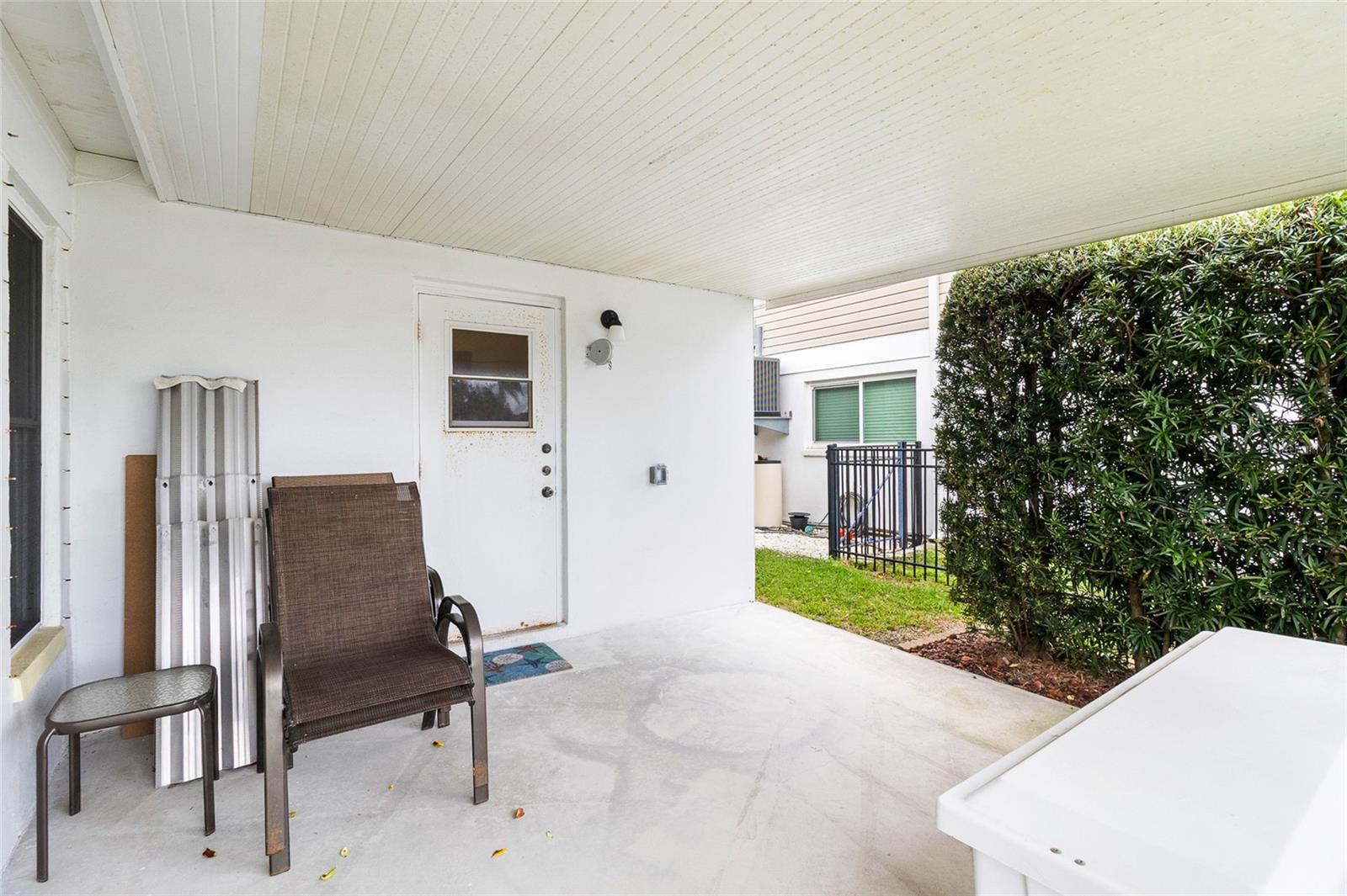 Image 34 of 45 For 3783 Floramar Terrace