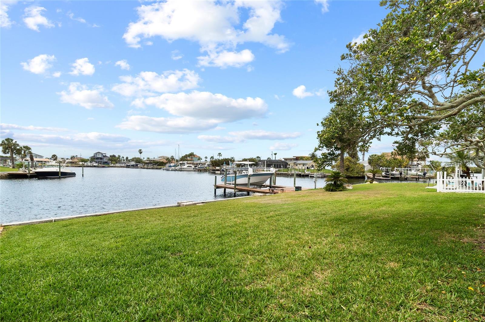 Image 35 of 45 For 3783 Floramar Terrace