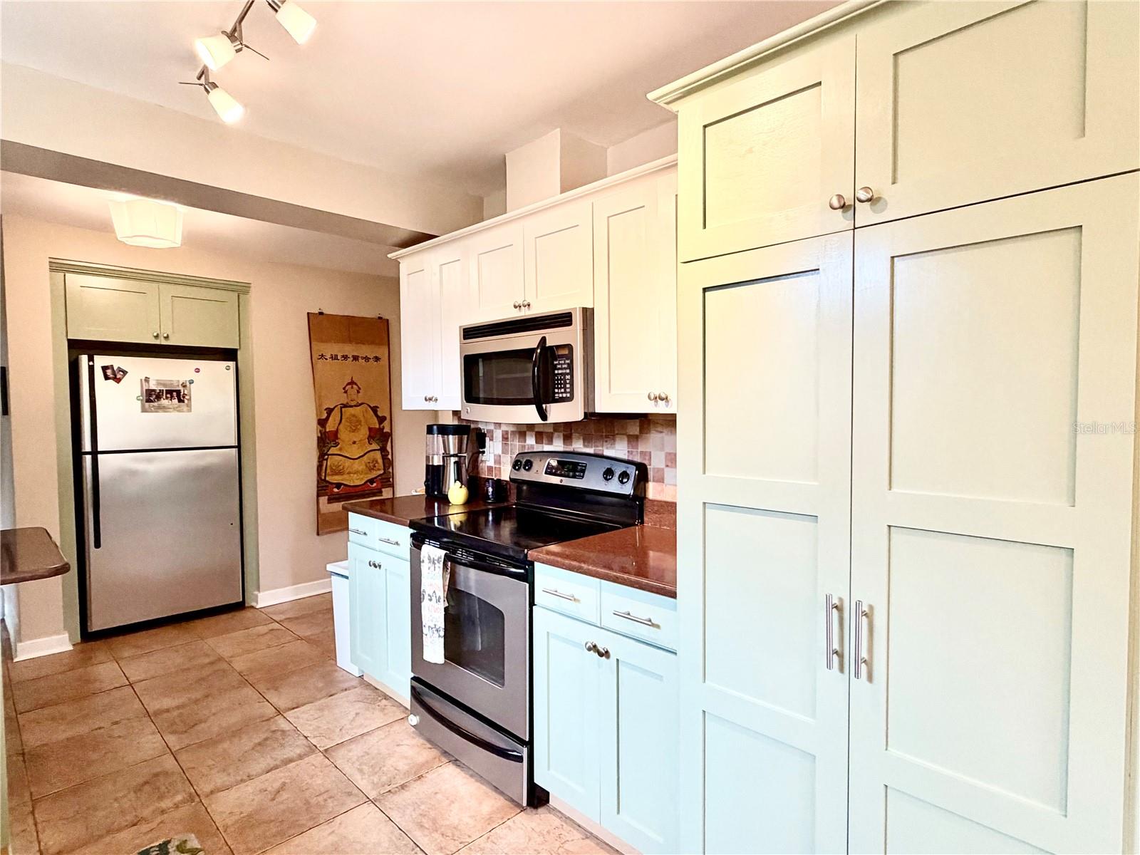 Image 10 of 45 For 4908 27th Avenue S