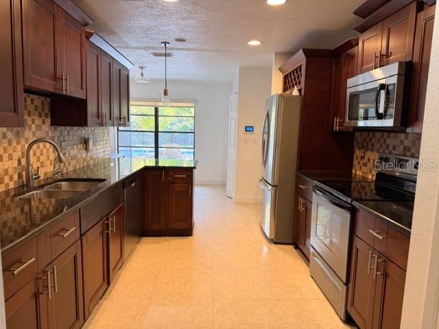 Image 6 of 21 For 3410 Cullendale Drive