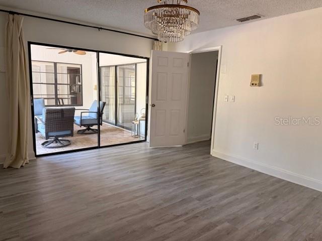 Image 9 of 21 For 3410 Cullendale Drive