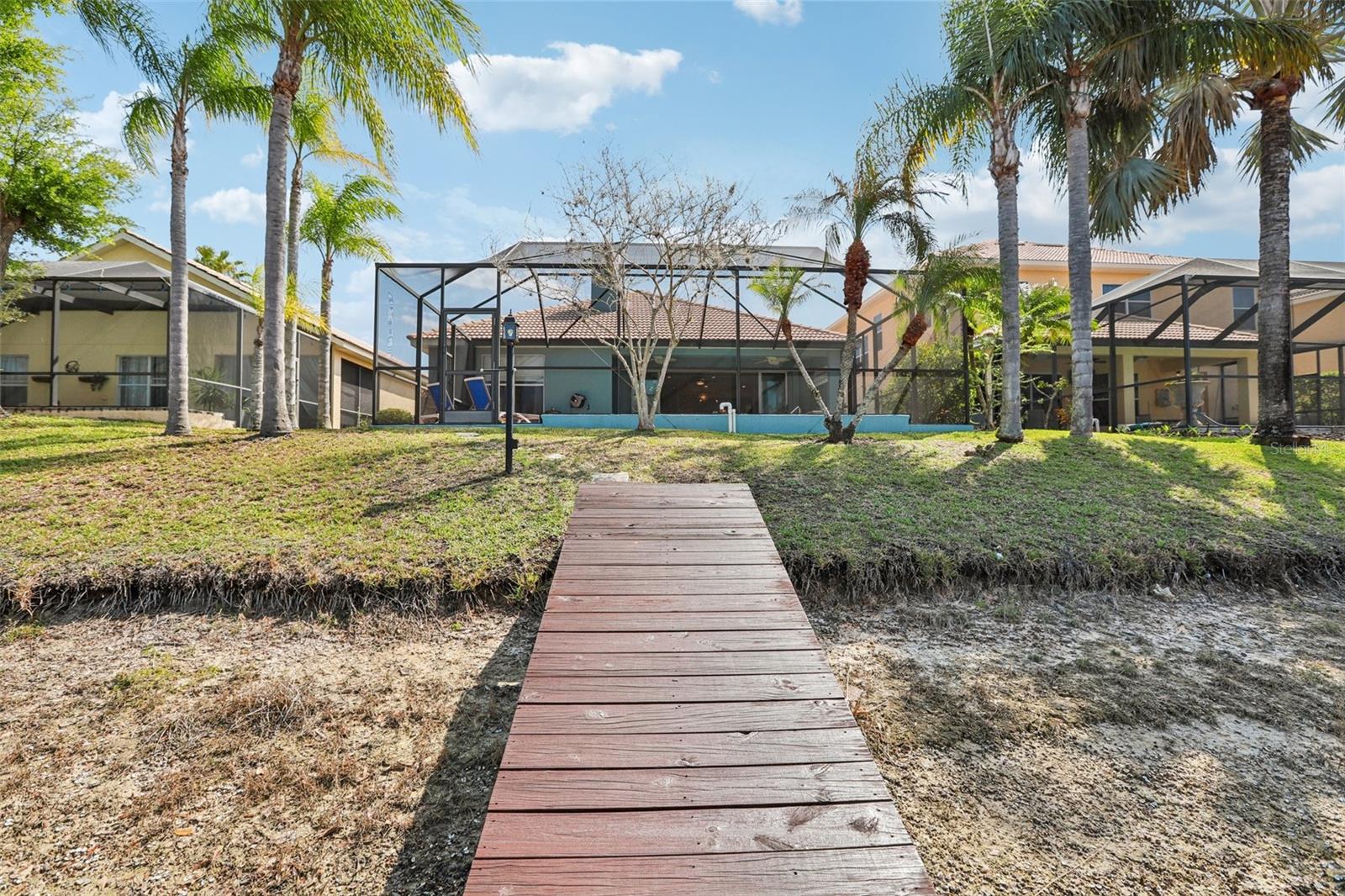 Listing photo id 51 for 18028 Malakai Isle Drive