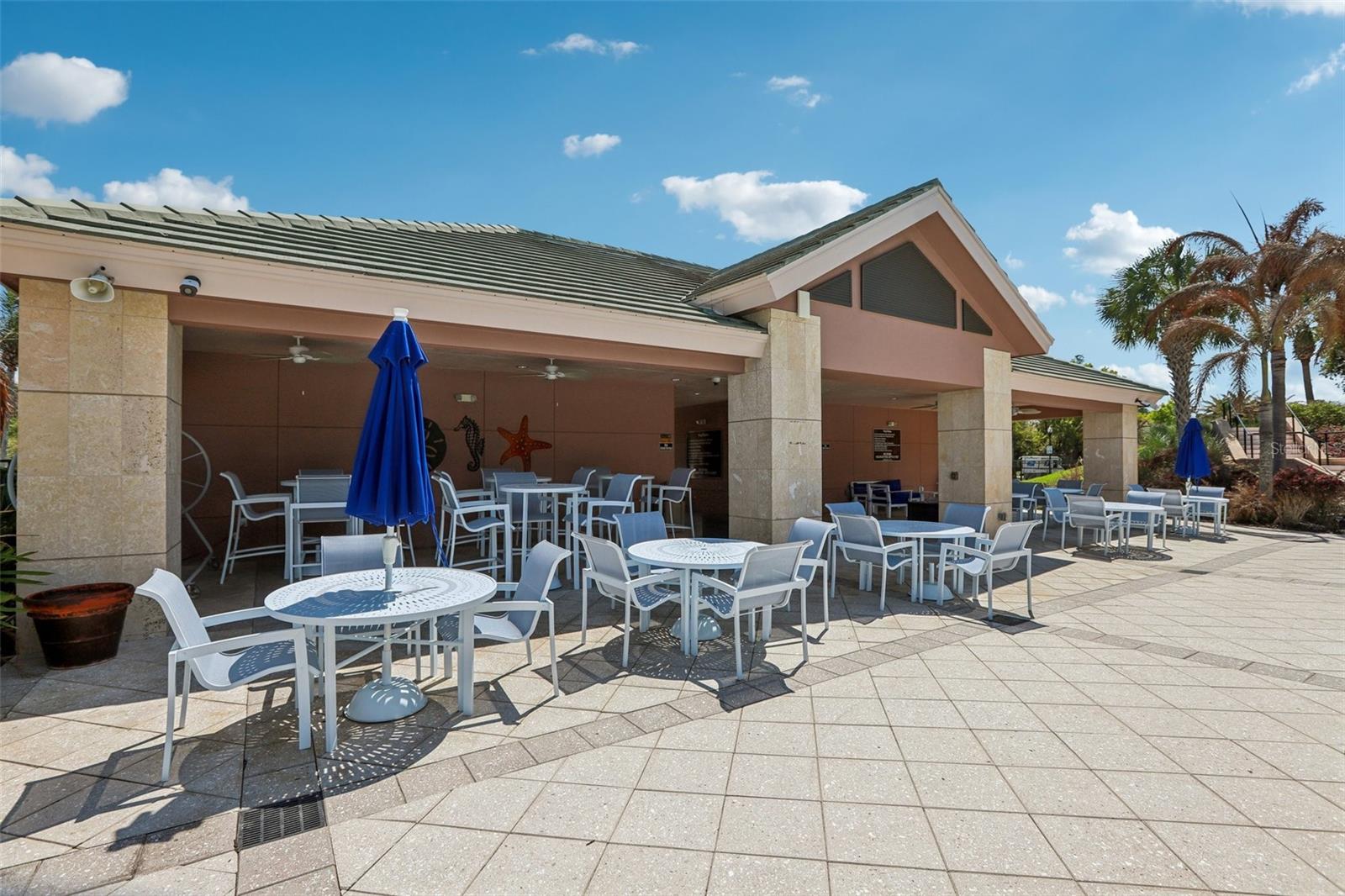 Listing photo id 72 for 18028 Malakai Isle Drive