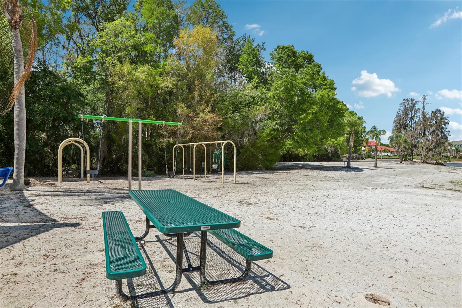 Listing photo id 79 for 18028 Malakai Isle Drive