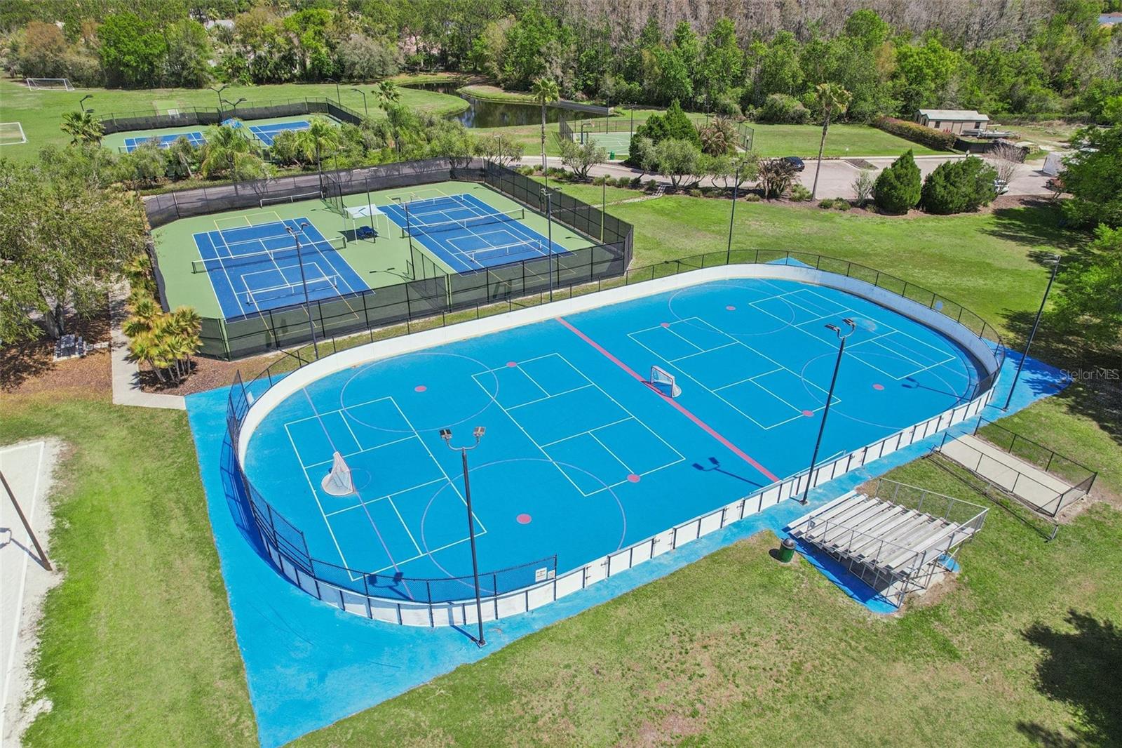 Listing photo id 82 for 18028 Malakai Isle Drive