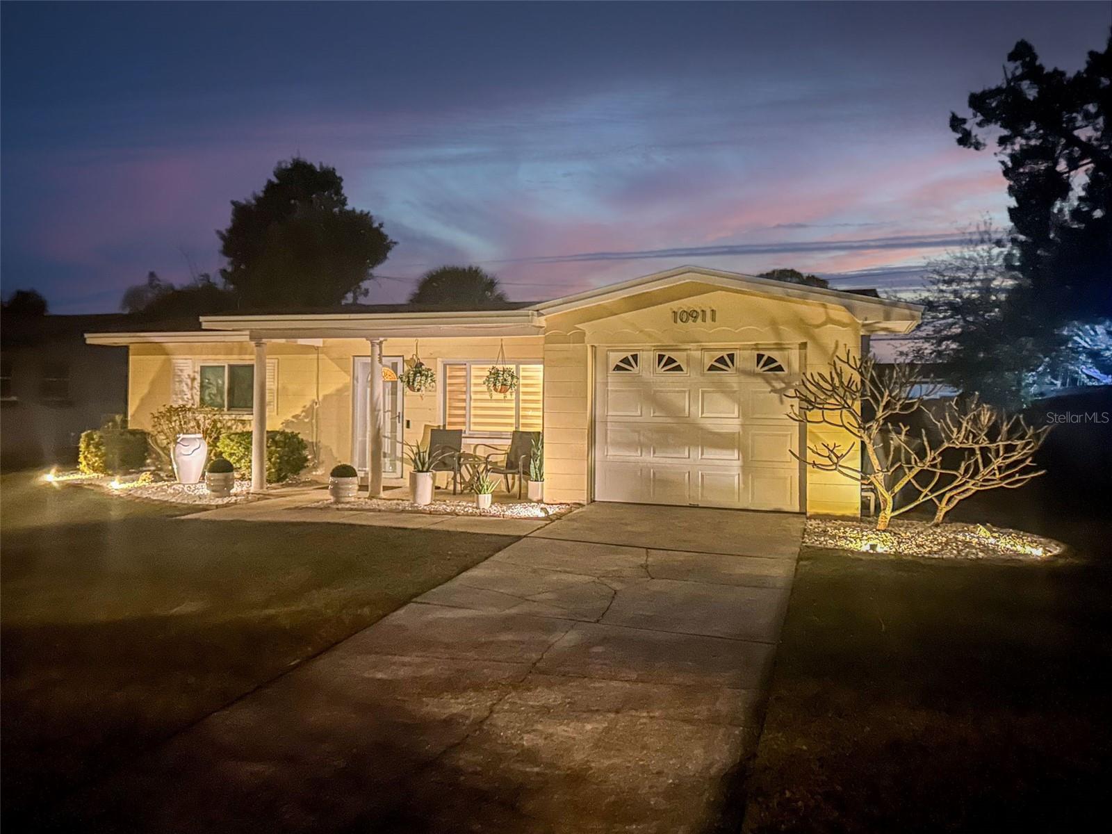 Image 2 of 35 For 10911 Freedom Boulevard