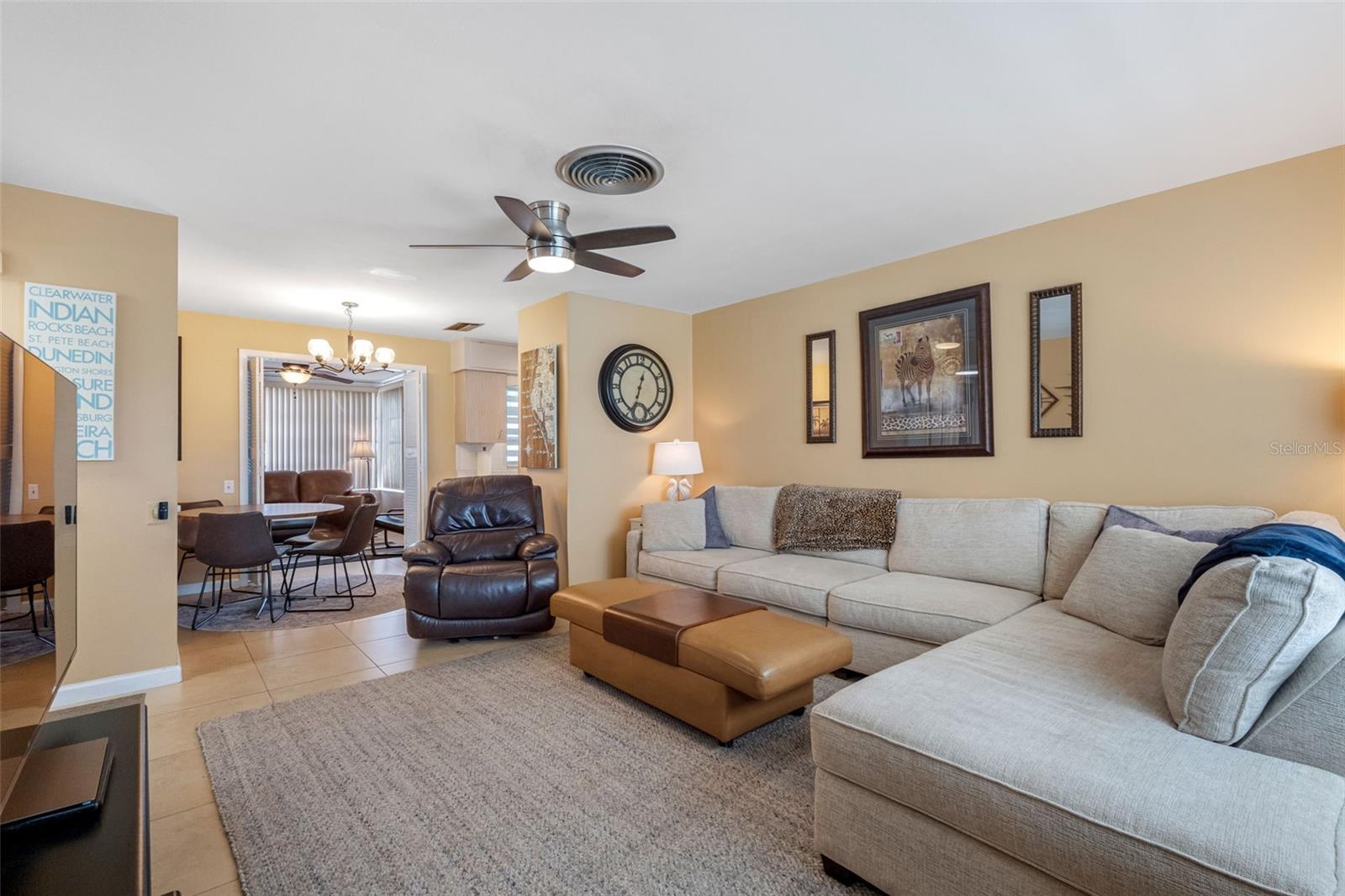 Image 4 of 35 For 10911 Freedom Boulevard