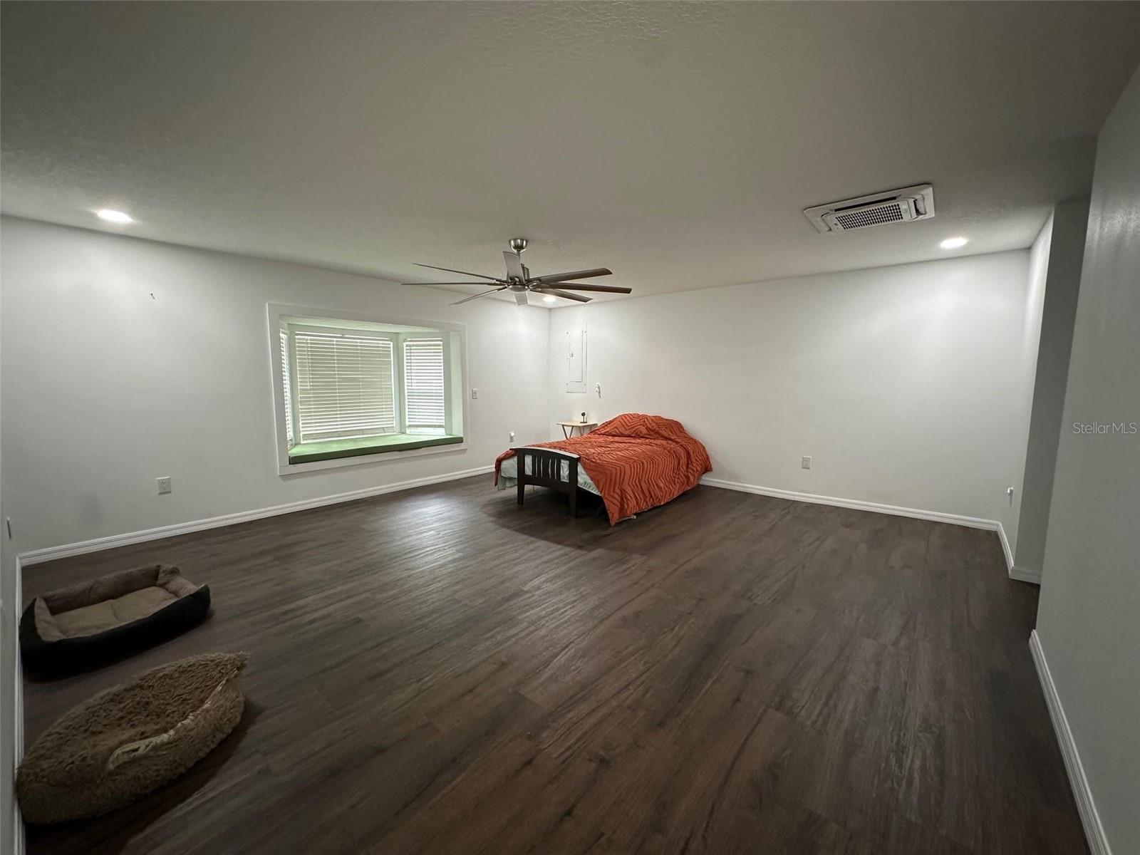 Image 18 of 69 For 20403 Gamble Drive