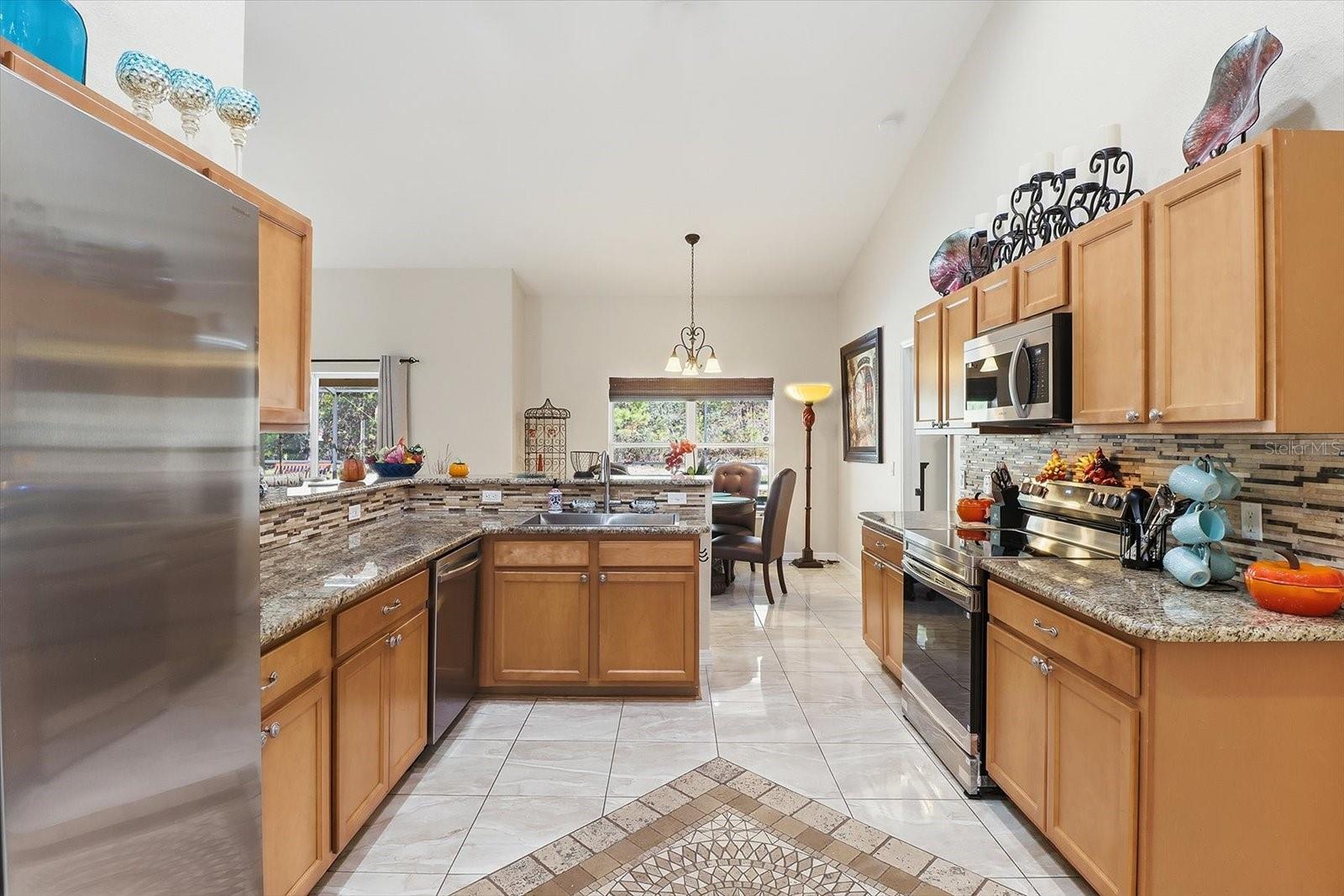 Image 16 of 39 For 11 Heuchera Court E