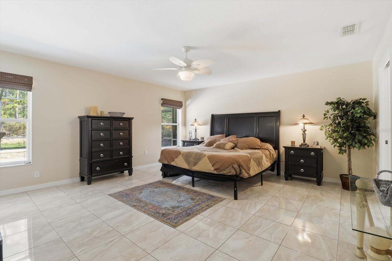 Image 22 of 39 For 11 Heuchera Court E