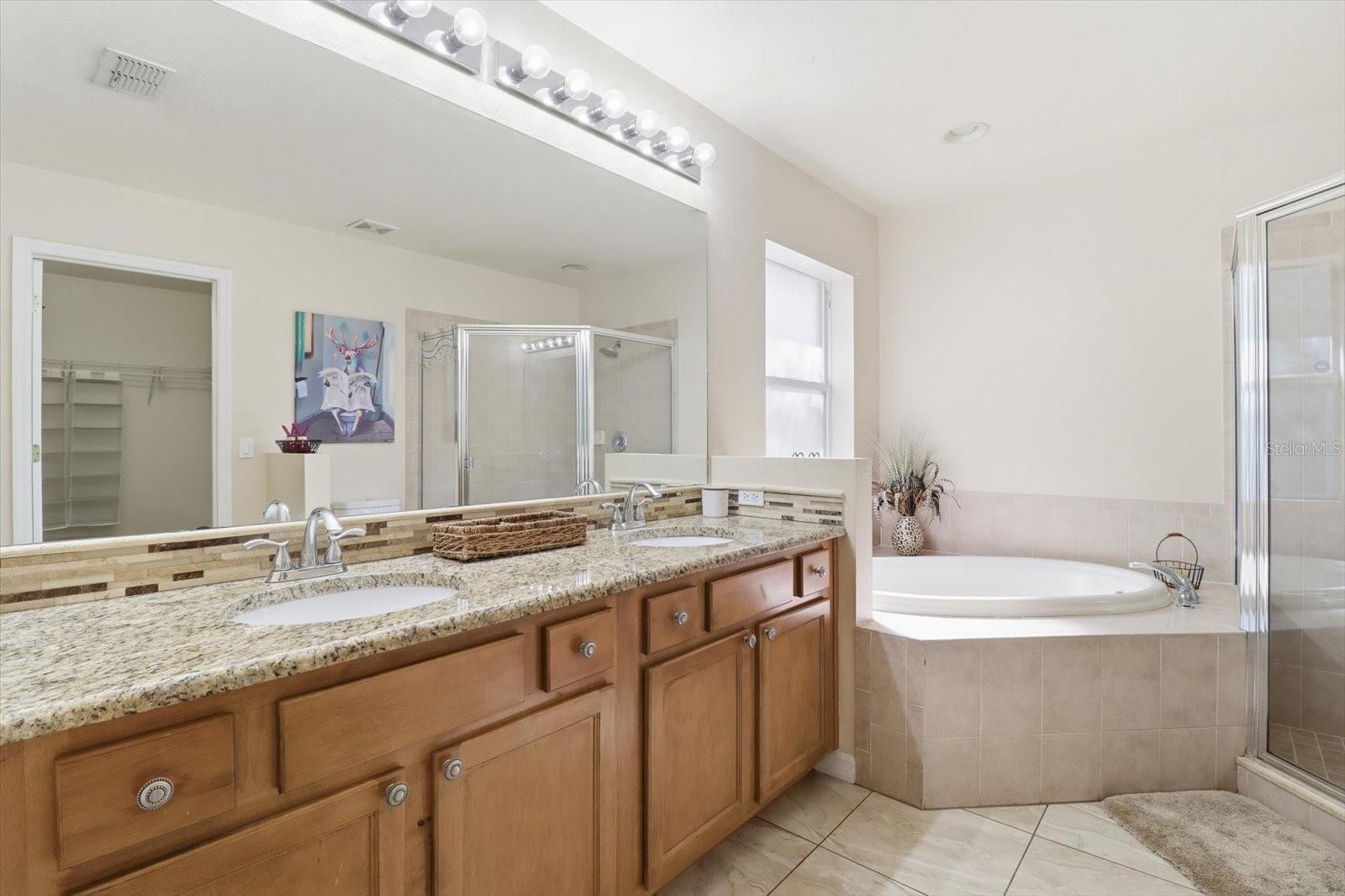 Image 24 of 39 For 11 Heuchera Court E