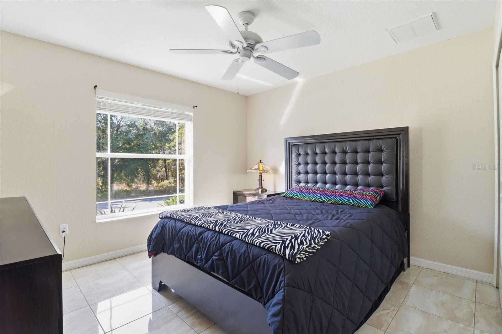 Image 27 of 39 For 11 Heuchera Court E