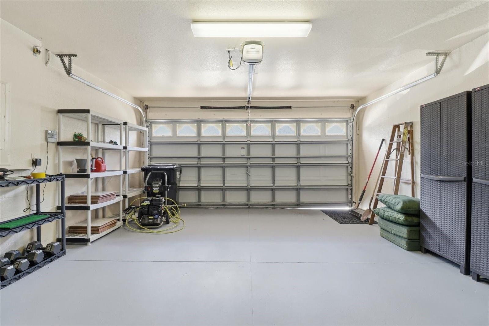 Image 34 of 39 For 11 Heuchera Court E