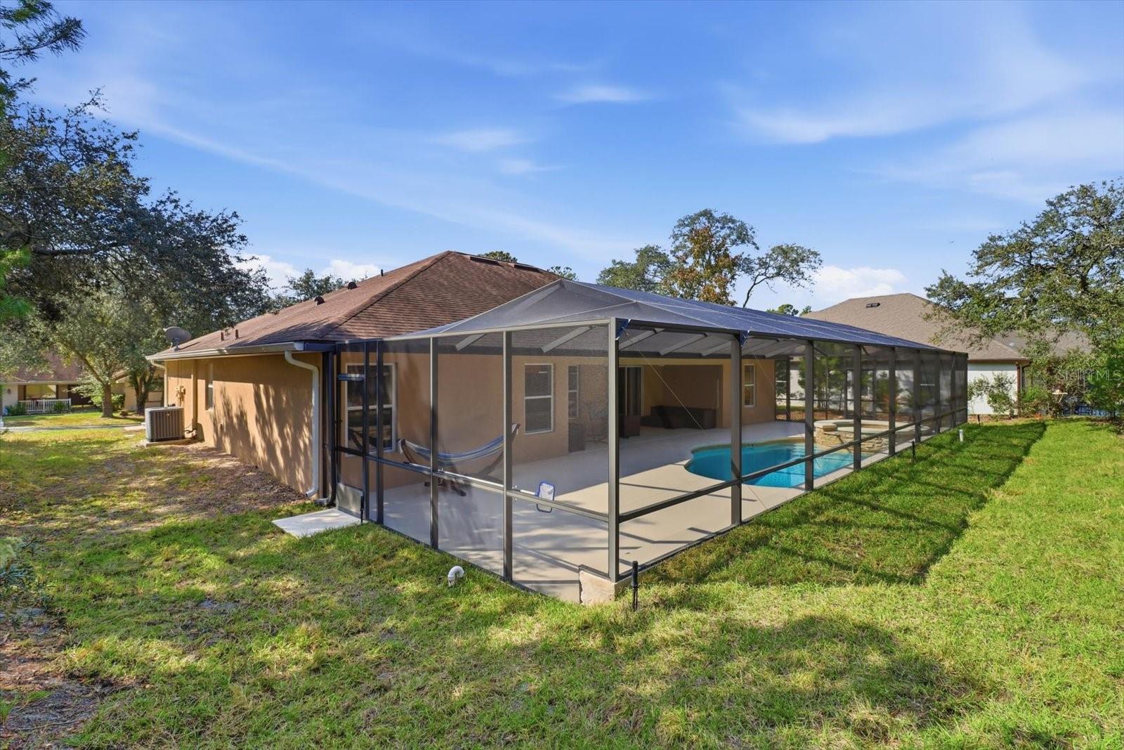 Image 37 of 39 For 11 Heuchera Court E